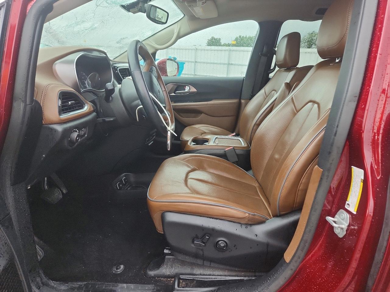 2018 Chrysler Pacifica Limited Maroon vin: 2C4RC1GG0JR236842
