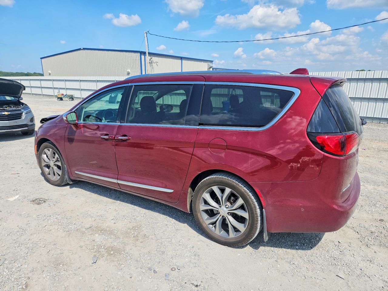 2018 Chrysler Pacifica Limited Burgundy vin: 2C4RC1GG0JR354311