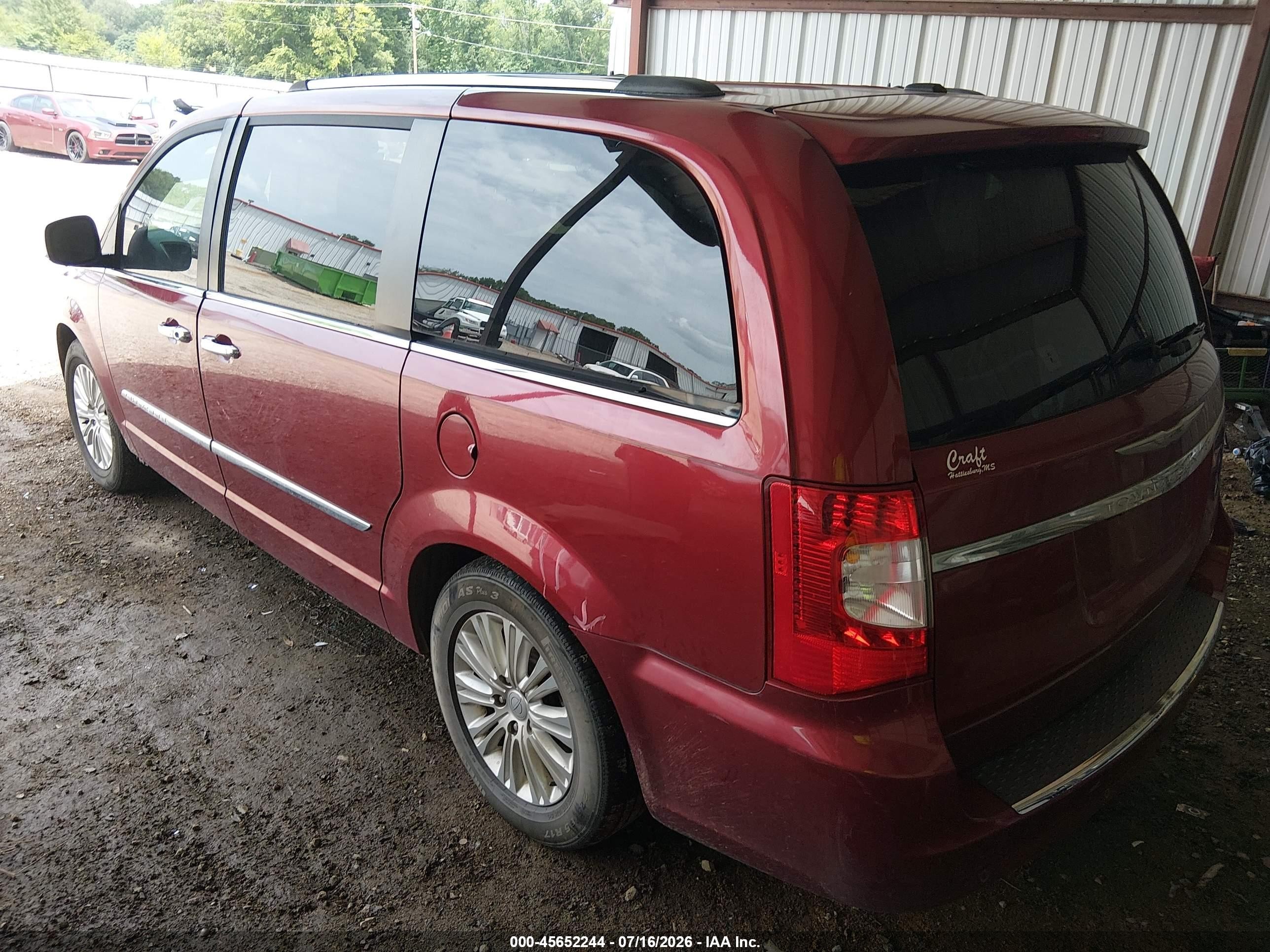2014 Chrysler Town & Country Limited Бордовый vin: 2C4RC1GG1ER204133