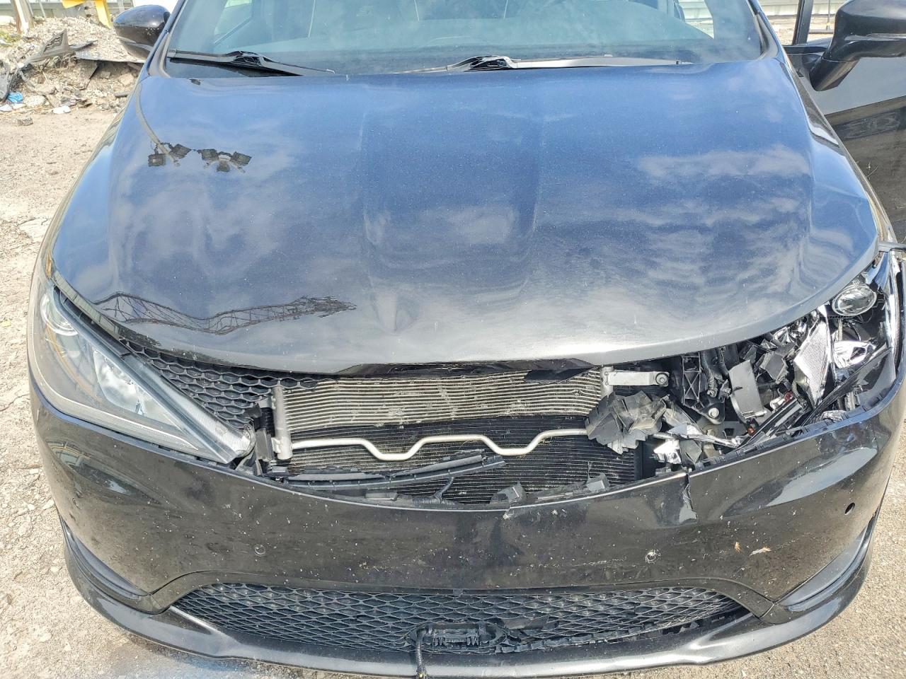 2020 Chrysler Pacifica Limited Black vin: 2C4RC1GG1LR263034