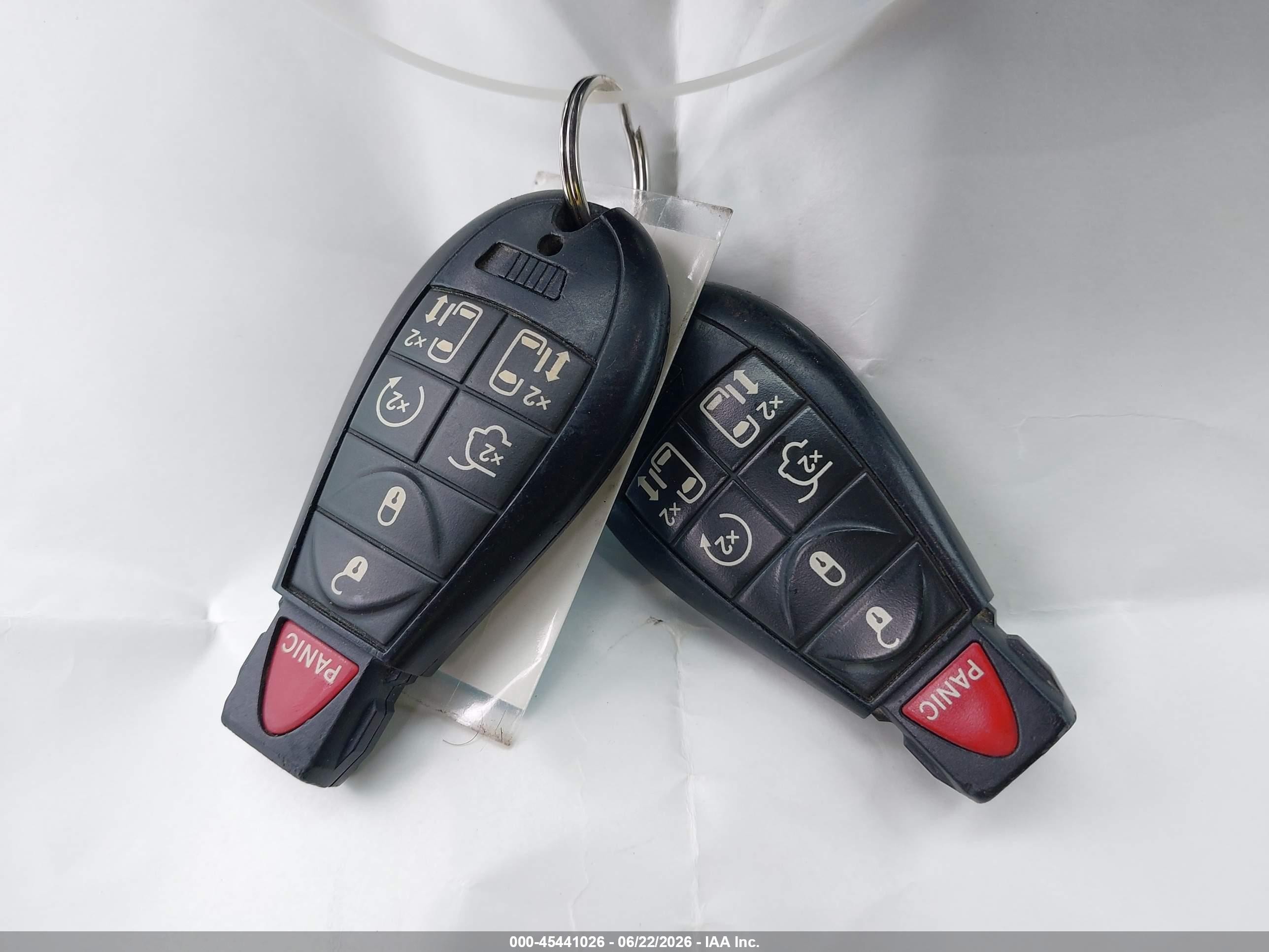 2012 Chrysler Town & Country Limited Красный vin: 2C4RC1GG2CR135756