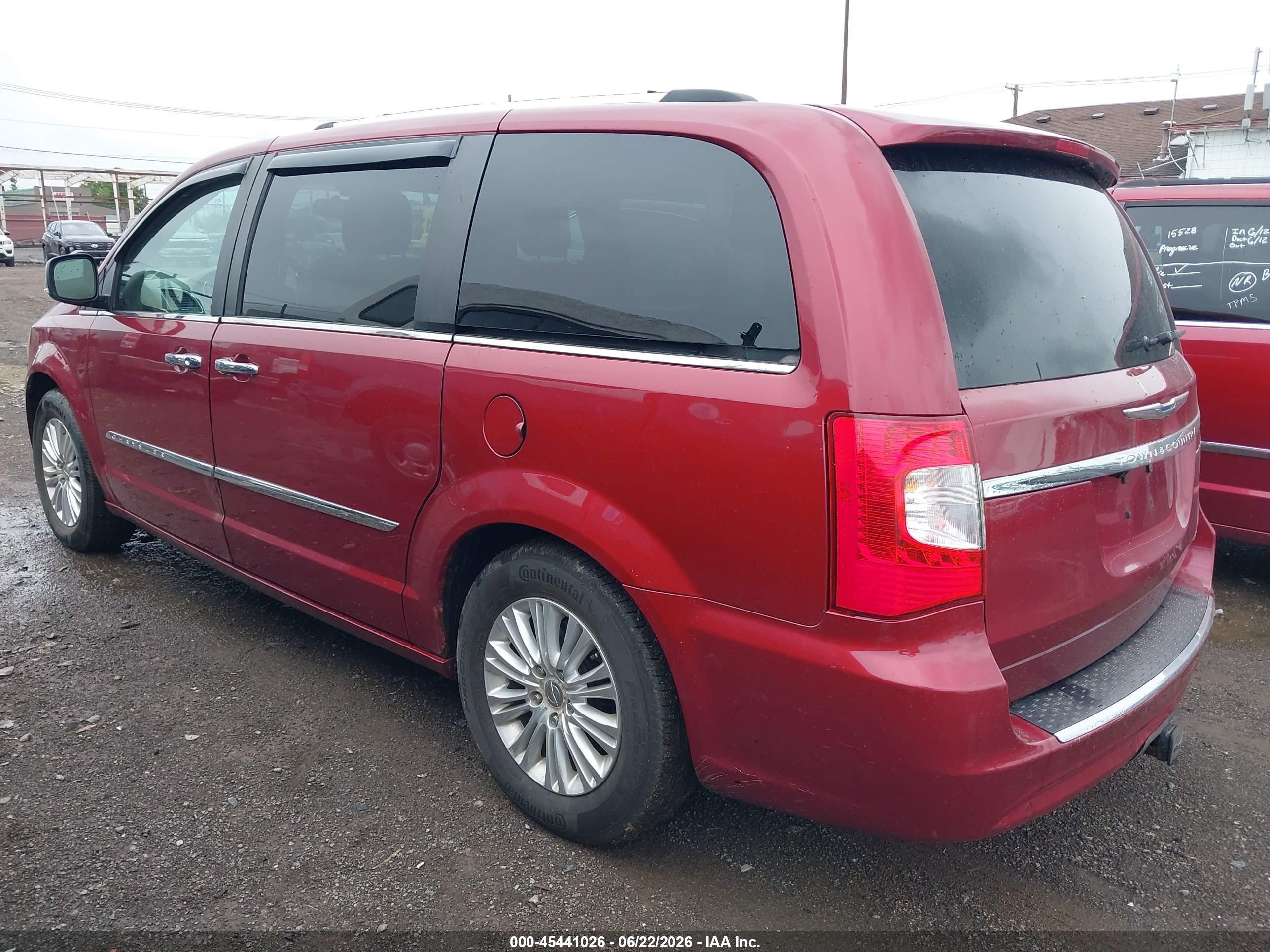 2012 Chrysler Town & Country Limited Красный vin: 2C4RC1GG2CR135756
