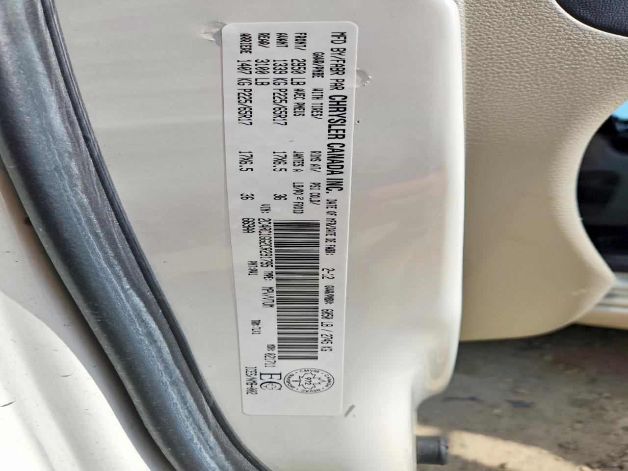 2012 Chrysler Town & Country Limited White vin: 2C4RC1GG2CR291795