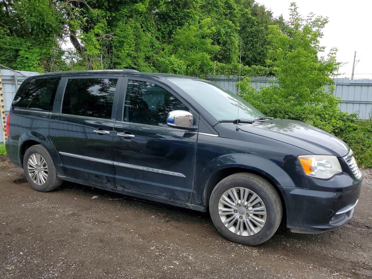 2013 Chrysler Town & Country Limited Black vin: 2C4RC1GG2DR822043