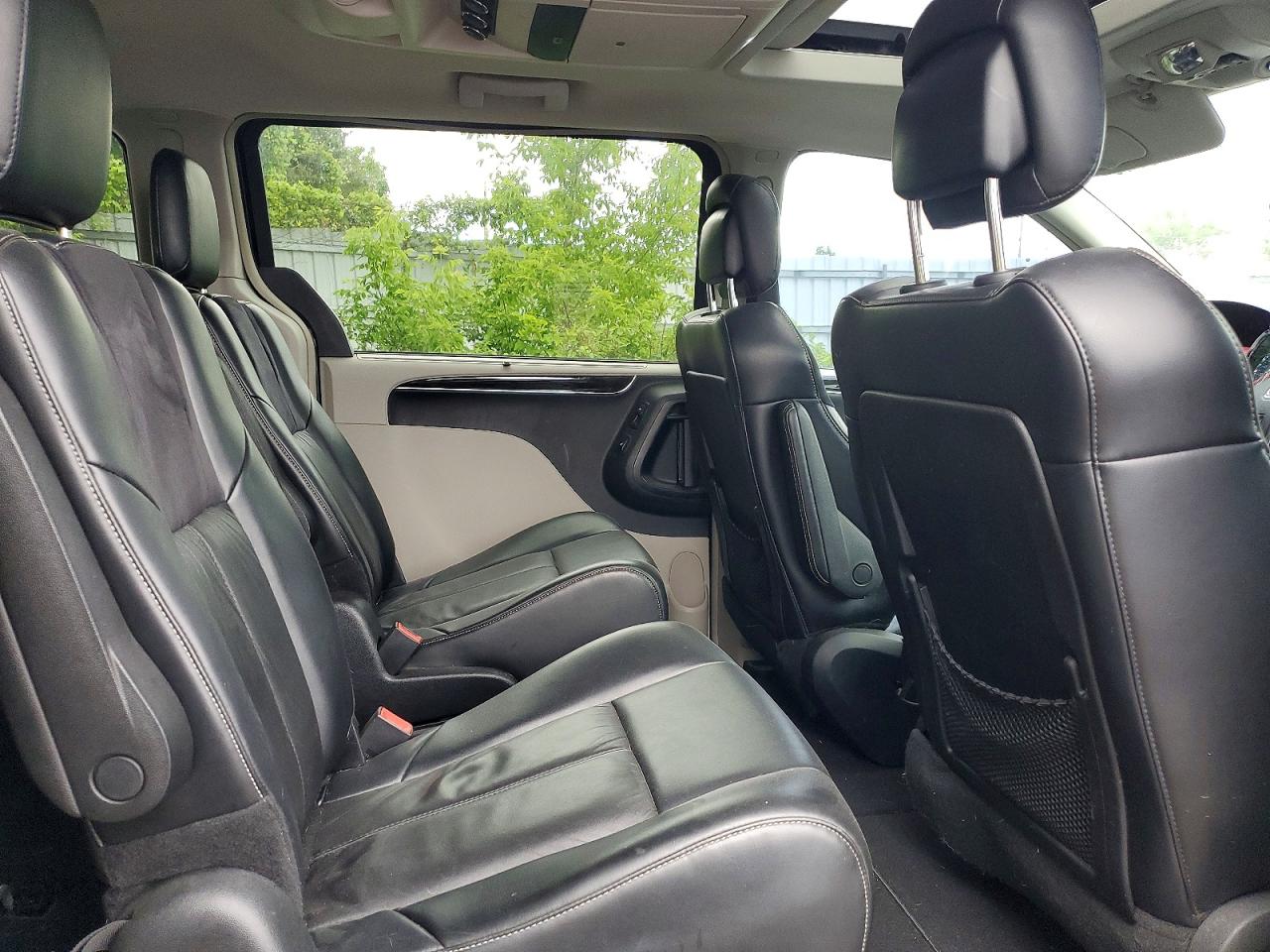 2013 Chrysler Town & Country Limited Black vin: 2C4RC1GG2DR822043