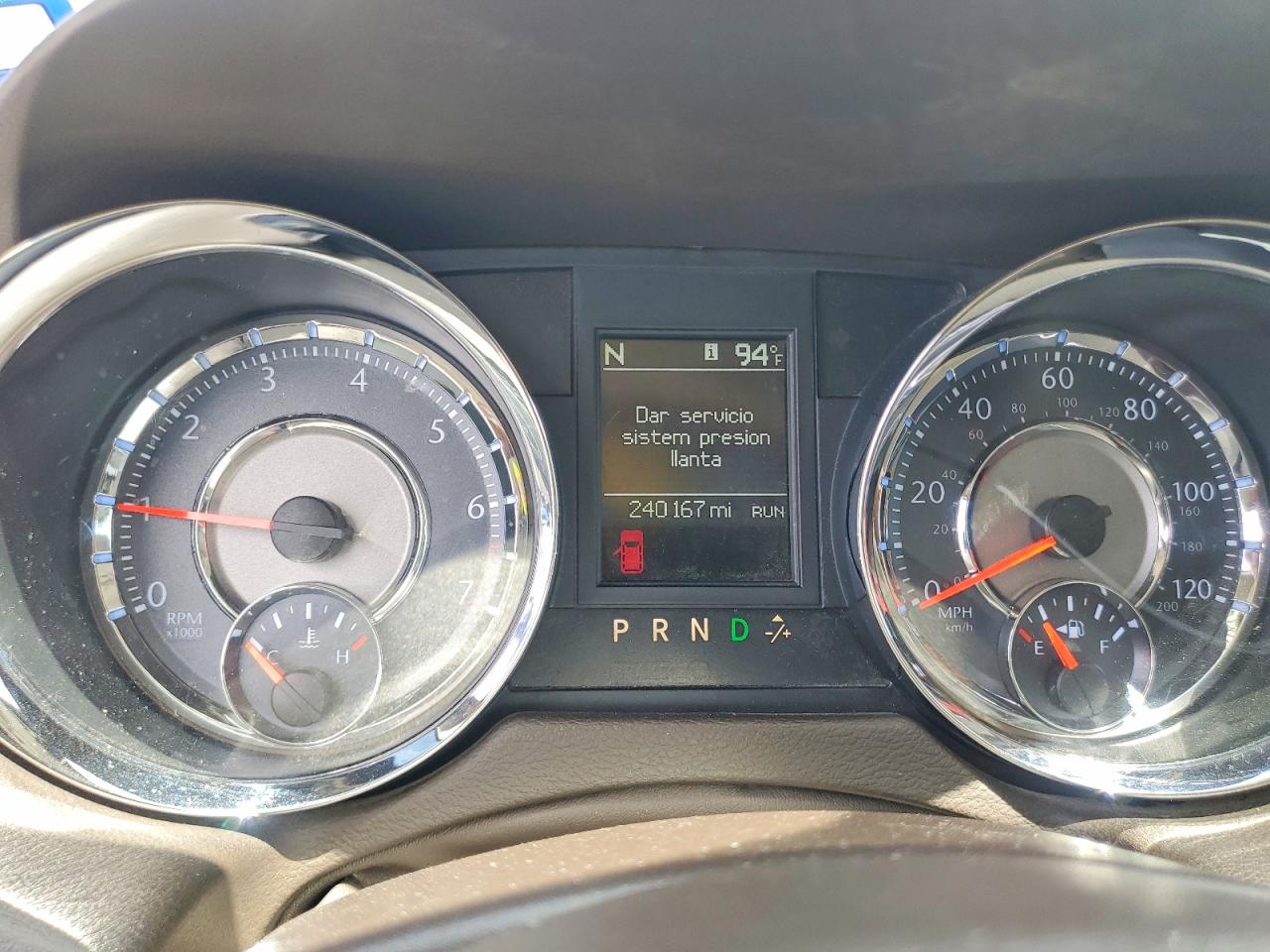 2014 Chrysler Town & Country Limited White vin: 2C4RC1GG2ER144458