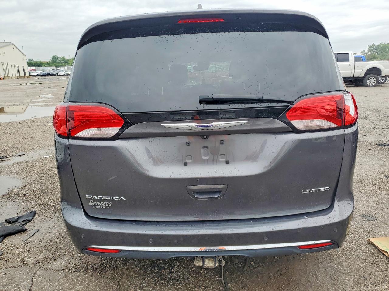 2020 Chrysler Pacifica Limited Gray vin: 2C4RC1GG2LR217356