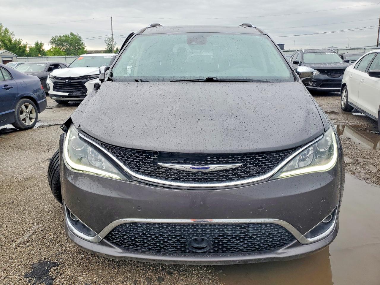 2020 Chrysler Pacifica Limited Gray vin: 2C4RC1GG2LR217356