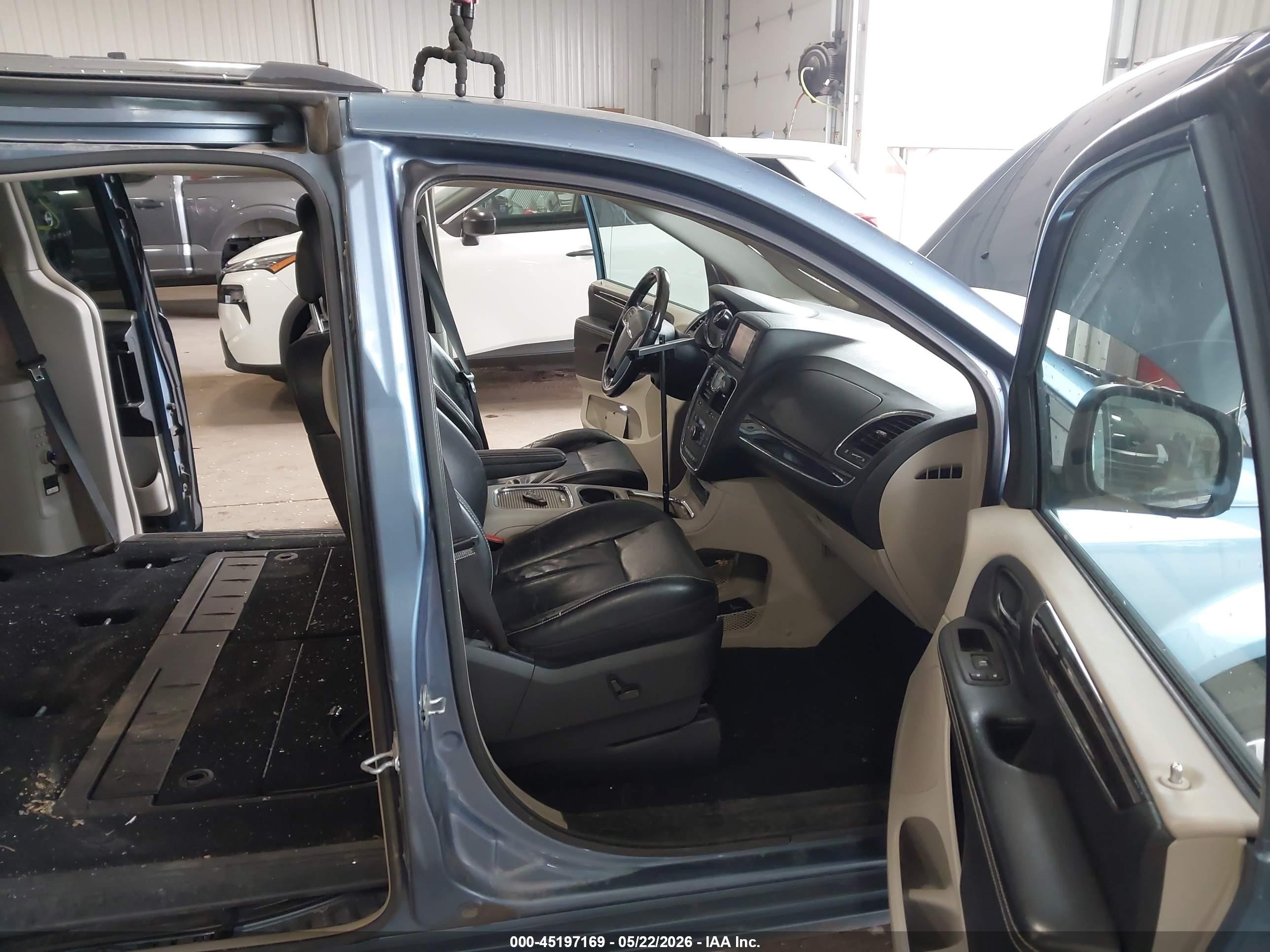 2012 Chrysler Town & Country Limited Blue vin: 2C4RC1GG3CR134163