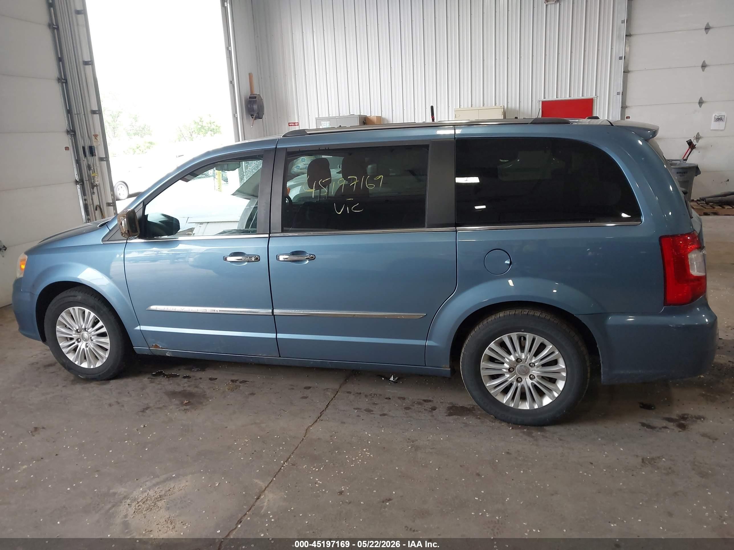 2012 Chrysler Town & Country Limited Blue vin: 2C4RC1GG3CR134163