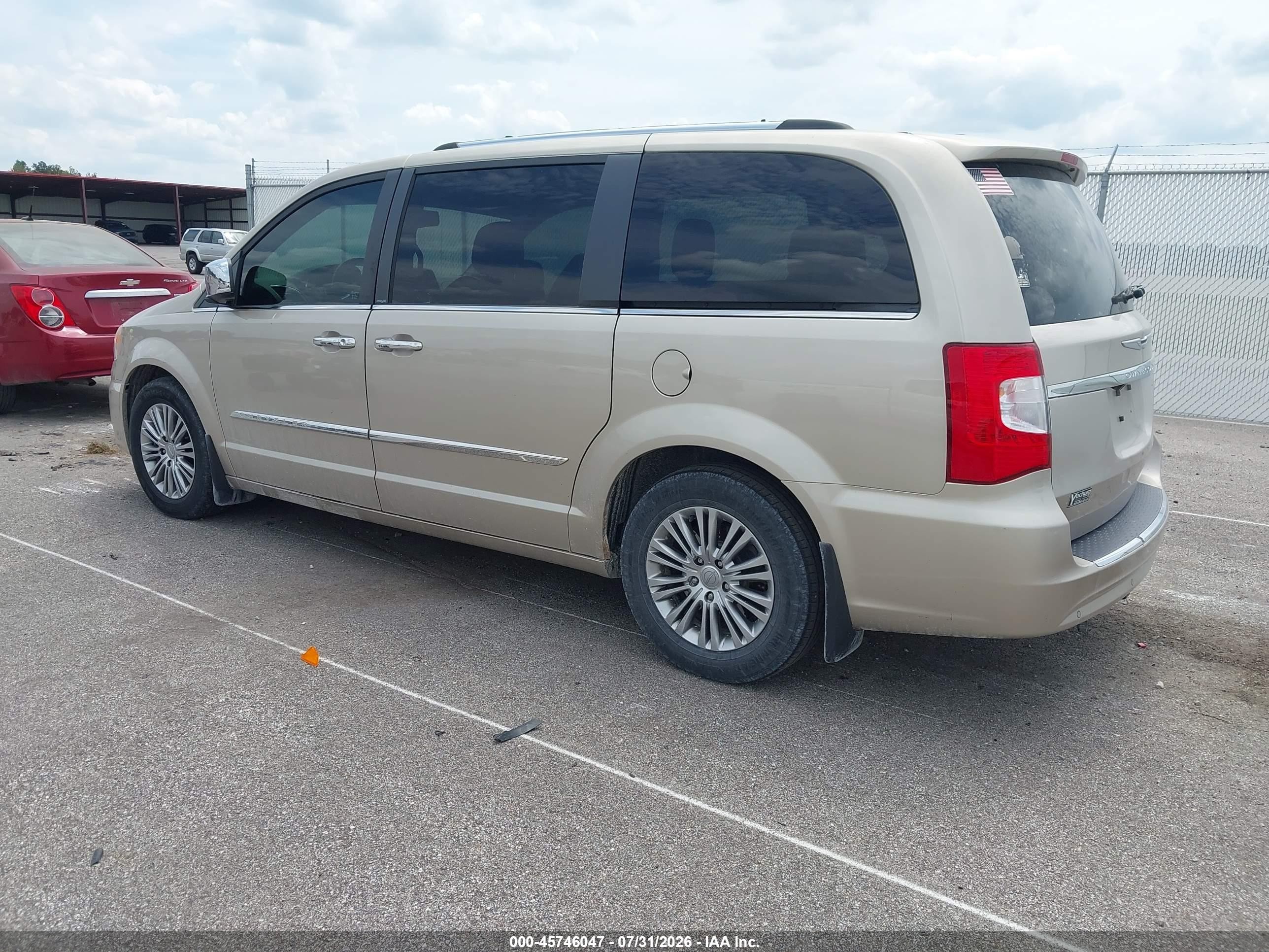 2013 Chrysler Town & Country Limited Желто-коричневый vin: 2C4RC1GG3DR595929