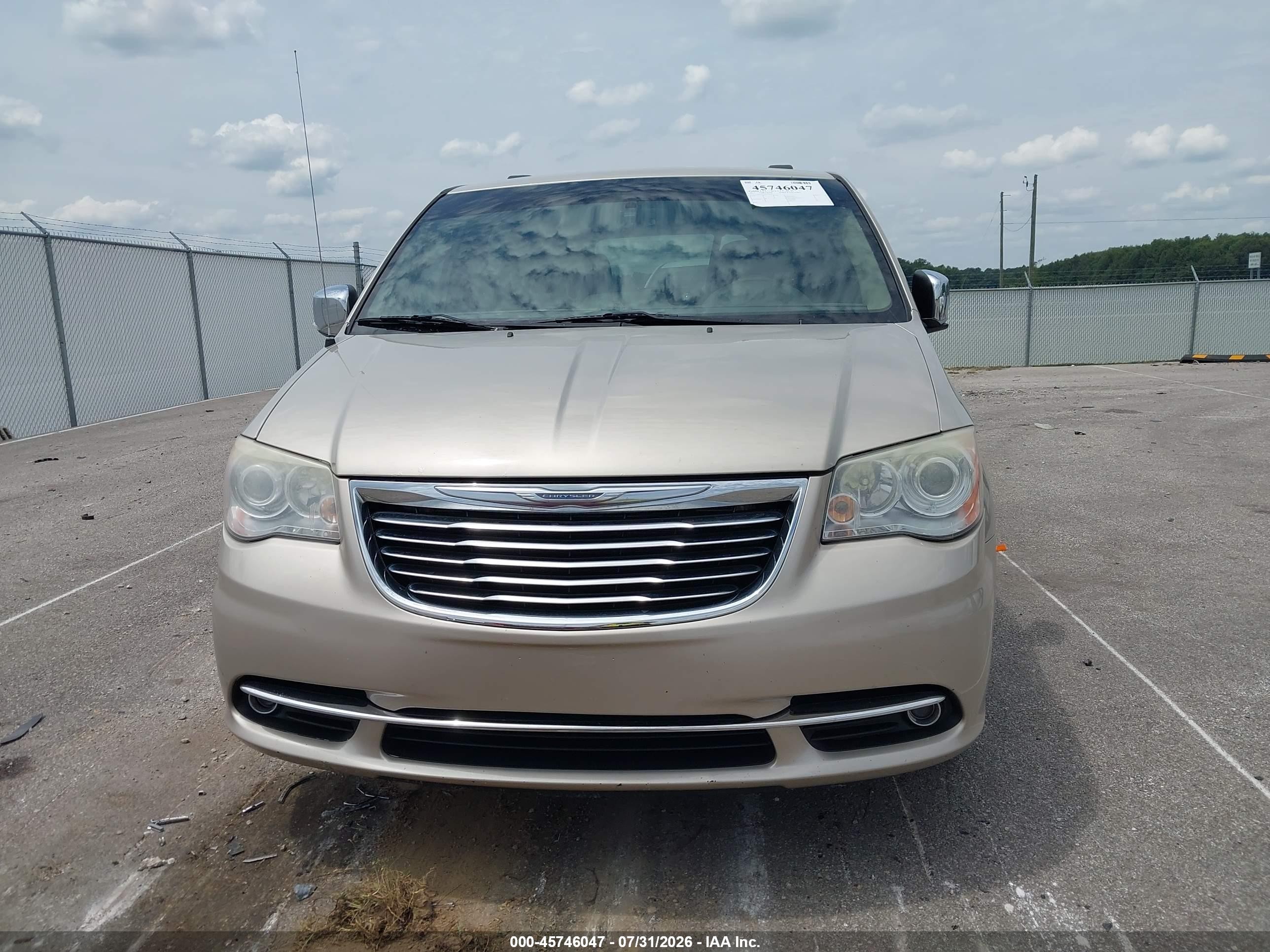 2013 Chrysler Town & Country Limited Желто-коричневый vin: 2C4RC1GG3DR595929