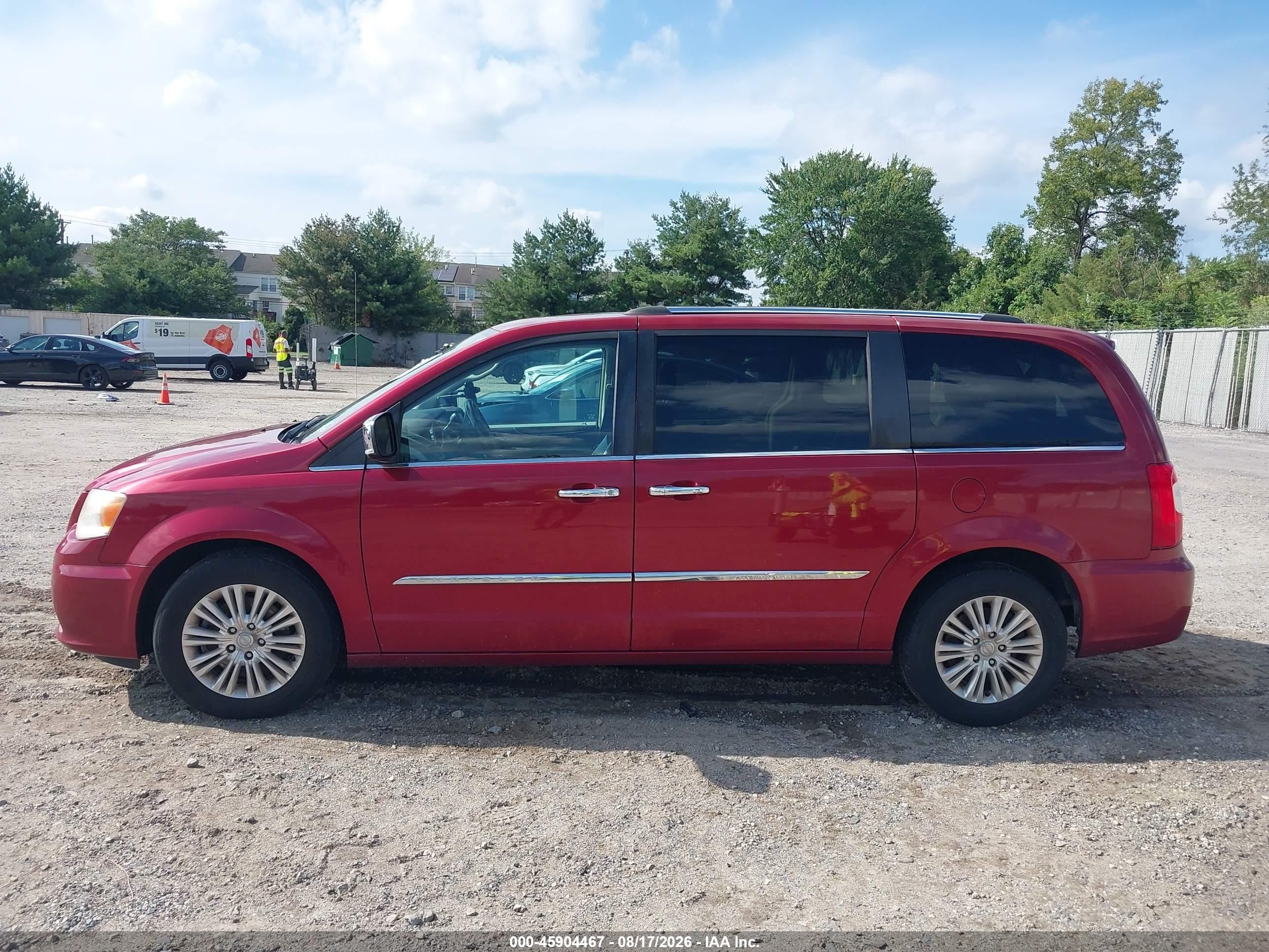 2014 Chrysler Town & Country Limited Красный vin: 2C4RC1GG3ER168543