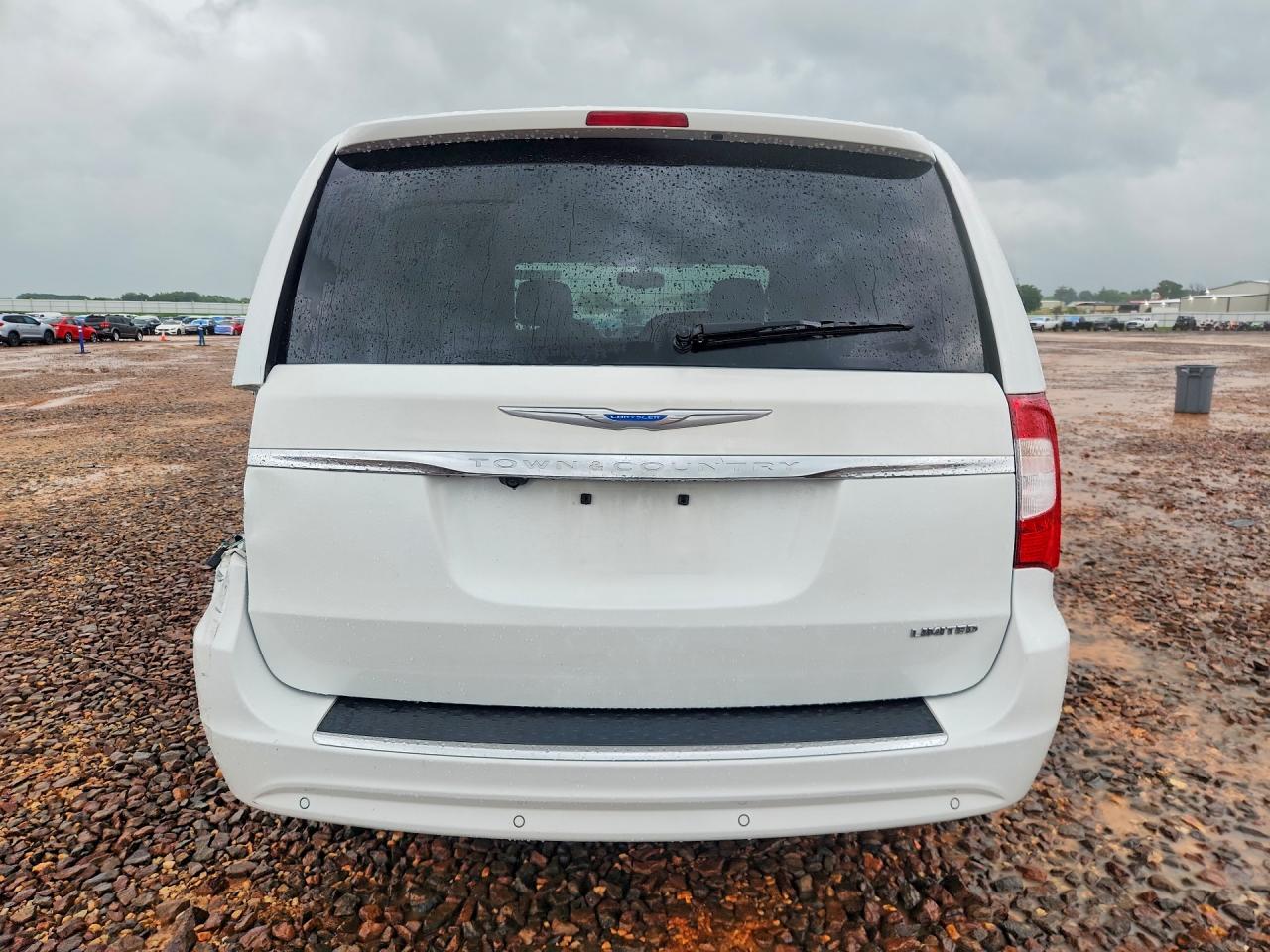 2015 Chrysler Town & Country Limited Platinum White vin: 2C4RC1GG3FR731317