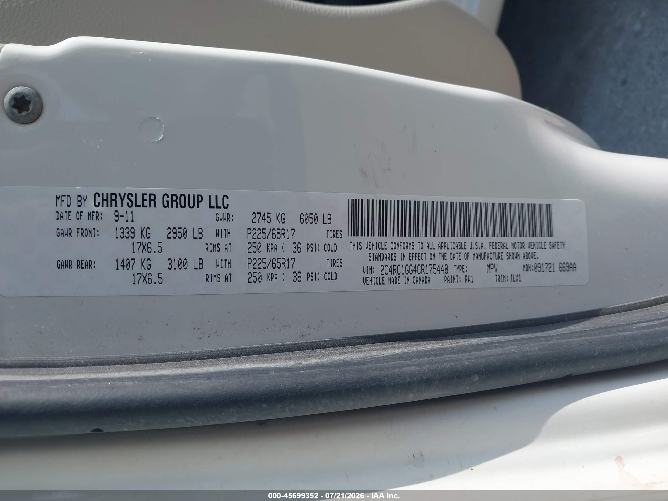 2012 Chrysler Town & Country Limited White vin: 2C4RC1GG4CR175448