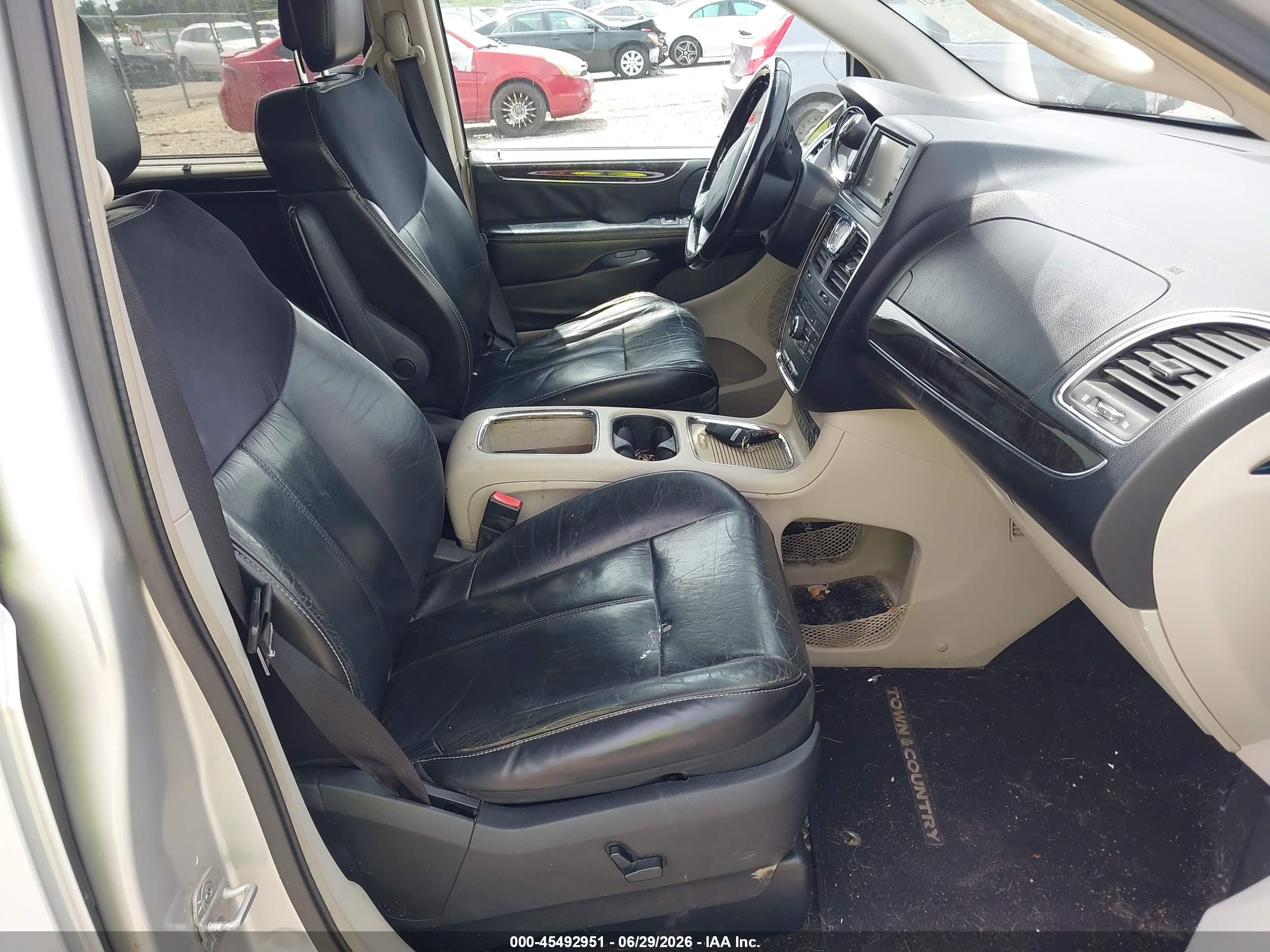2012 Chrysler Town & Country Limited Серебряный vin: 2C4RC1GG4CR185252