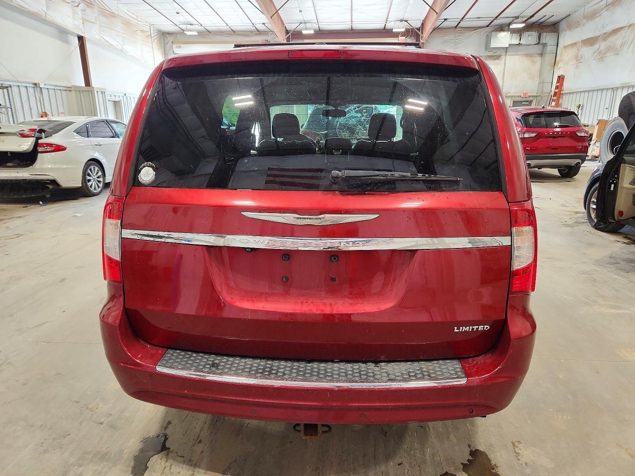 2012 Chrysler Town & Country Limited Красный vin: 2C4RC1GG4CR223546
