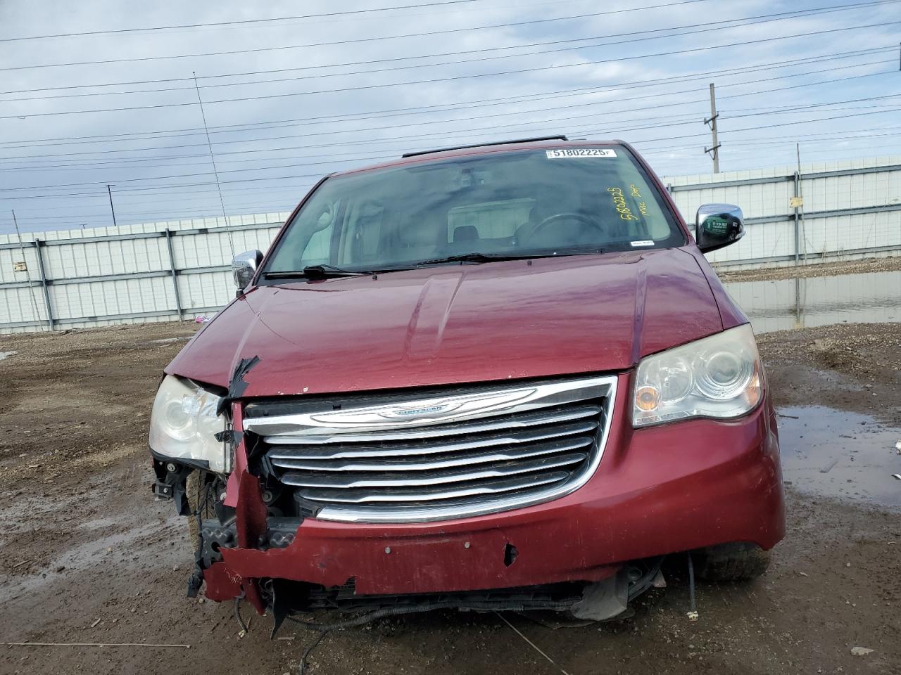 2013 Chrysler Town & Country Limited Red vin: 2C4RC1GG4DR757602