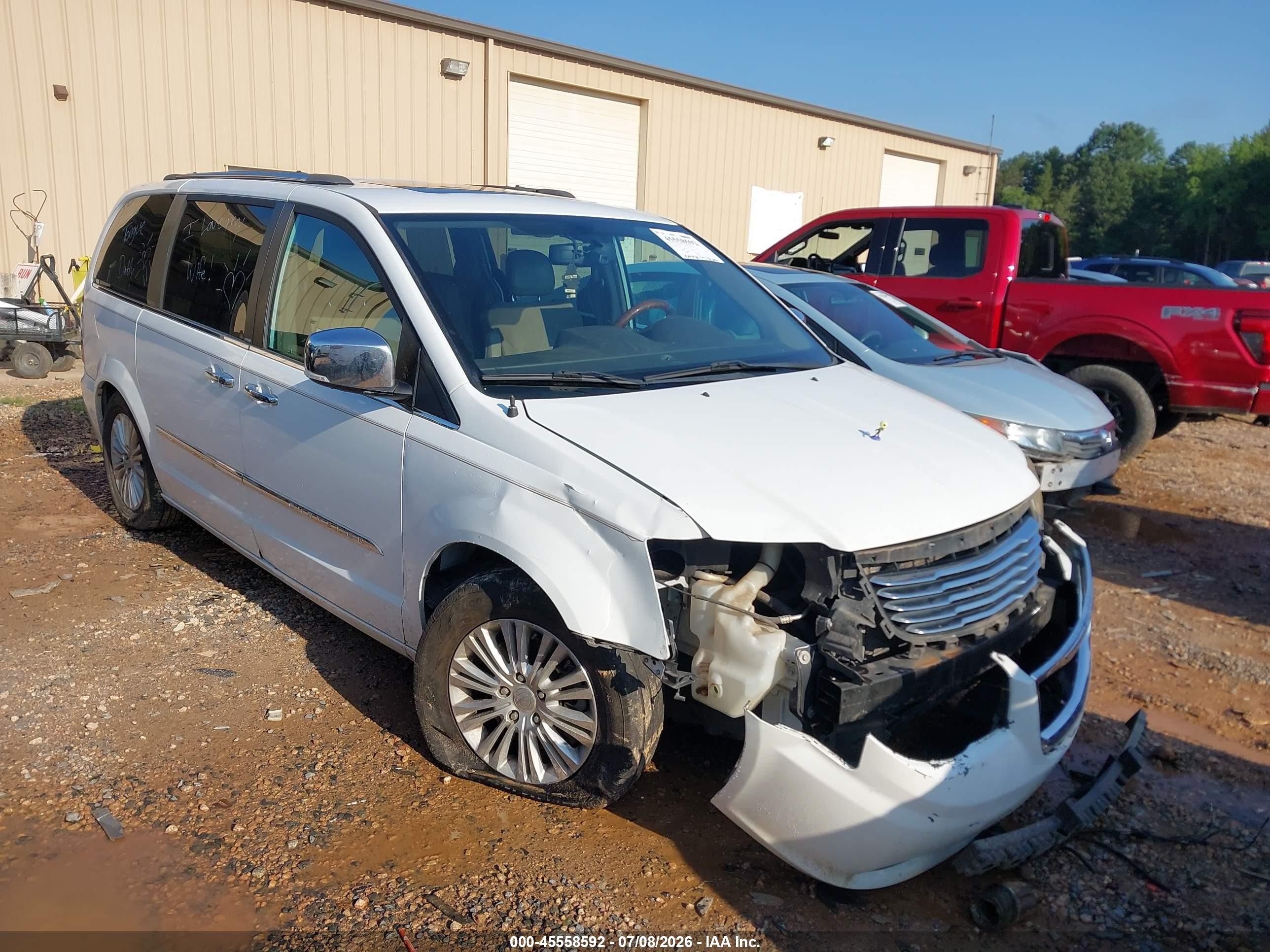 2014 Chrysler Town & Country Limited White vin: 2C4RC1GG4ER329935