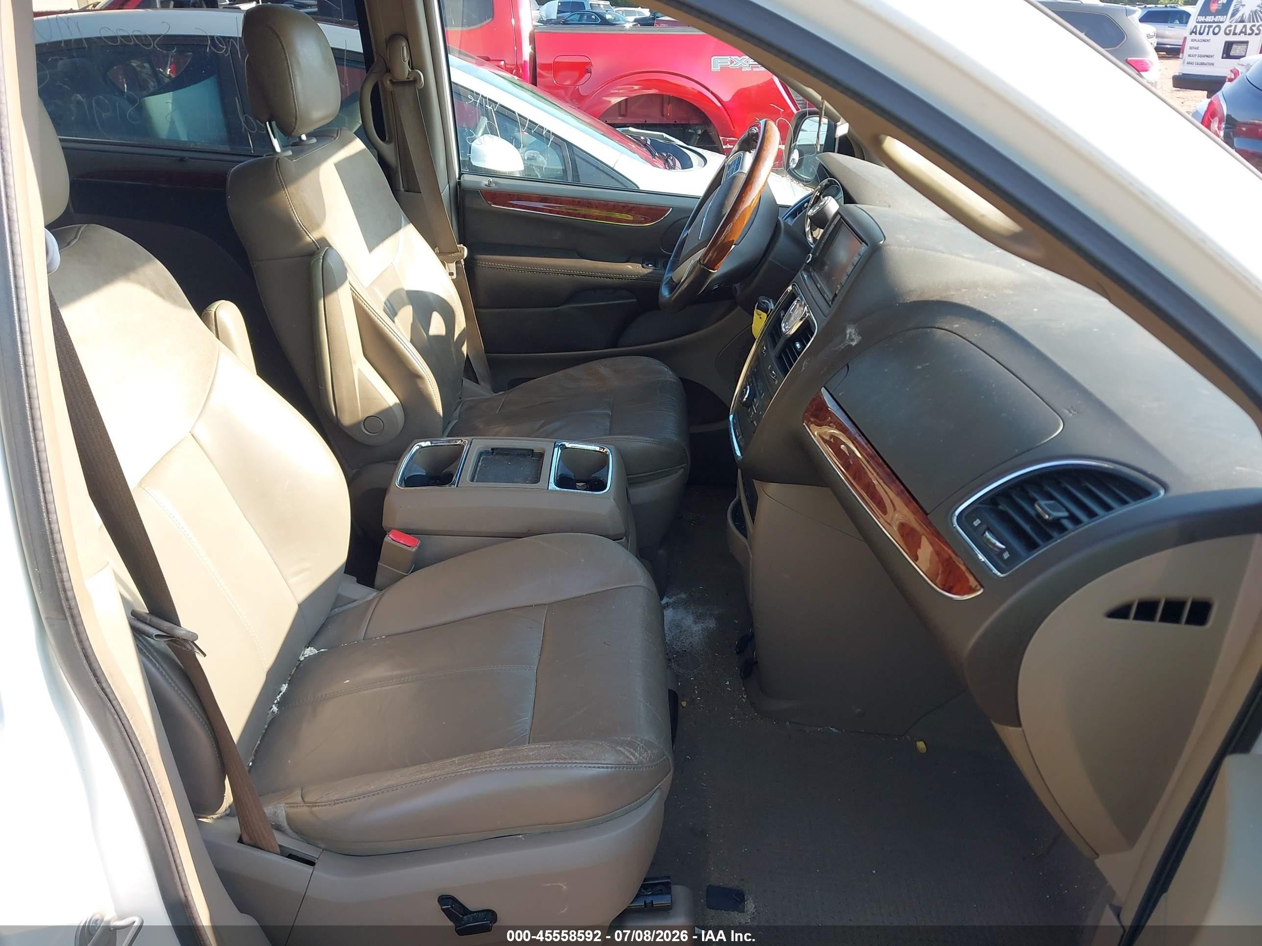 2014 Chrysler Town & Country Limited Белый vin: 2C4RC1GG4ER329935