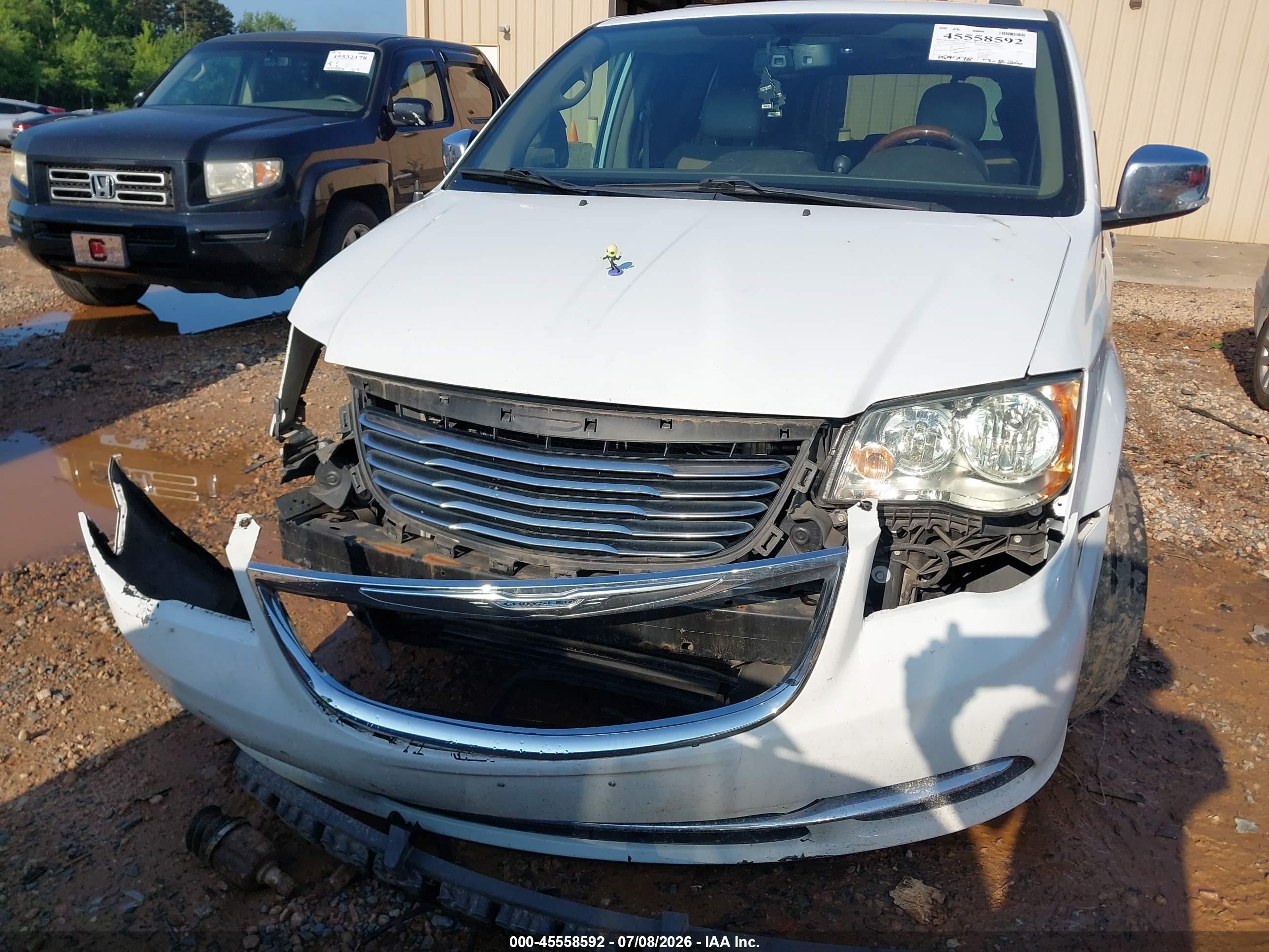 2014 Chrysler Town & Country Limited Белый vin: 2C4RC1GG4ER329935