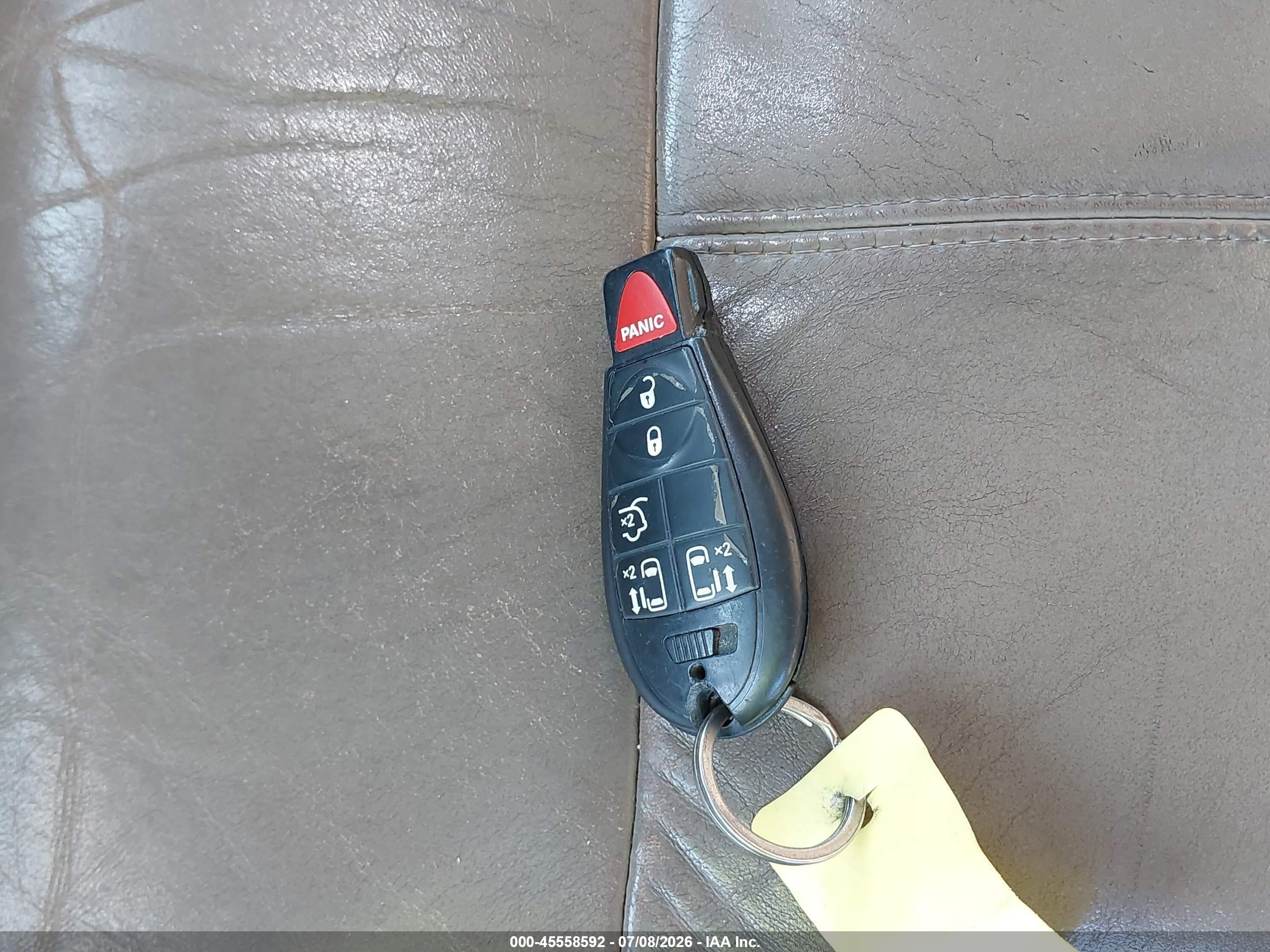 2014 Chrysler Town & Country Limited Белый vin: 2C4RC1GG4ER329935