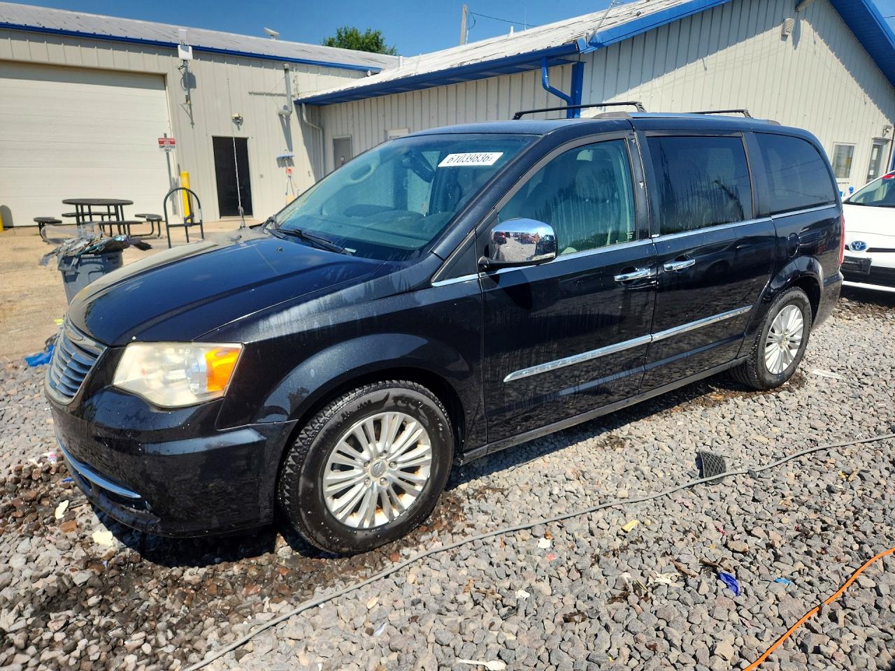 2013 Chrysler Town & Country Limited Черный vin: 2C4RC1GG5DR569574