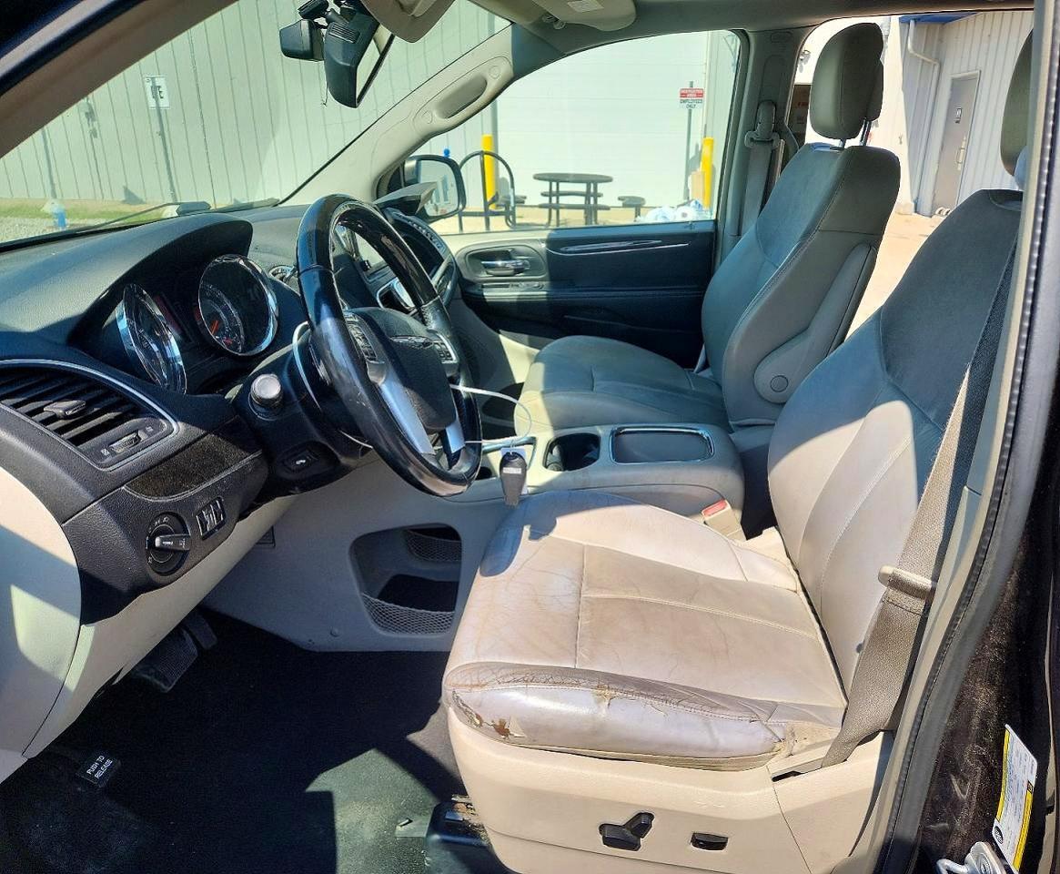 2013 Chrysler Town & Country Limited Black vin: 2C4RC1GG5DR569574