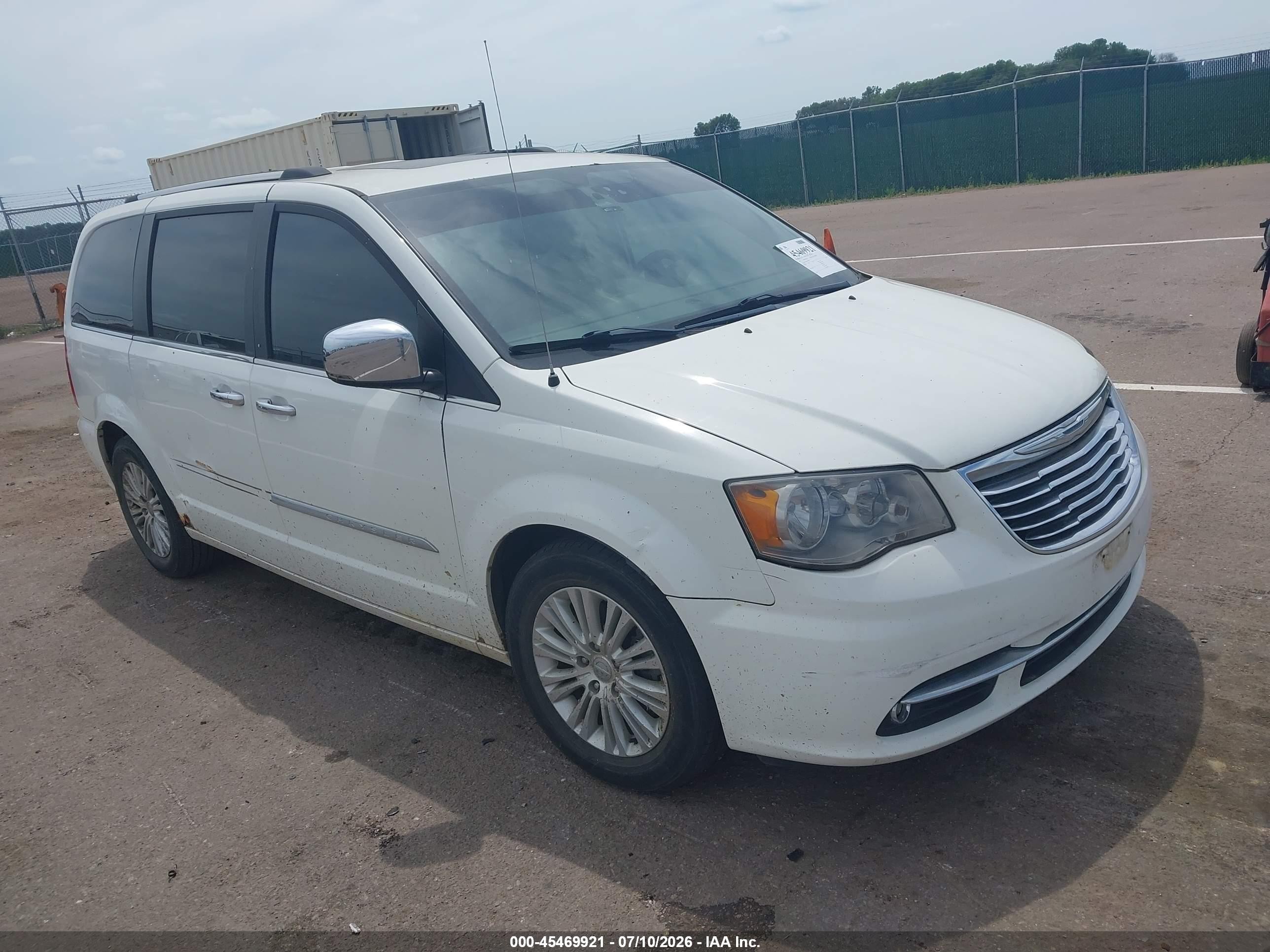 2012 Chrysler Town & Country Limited White vin: 2C4RC1GG6CR245483