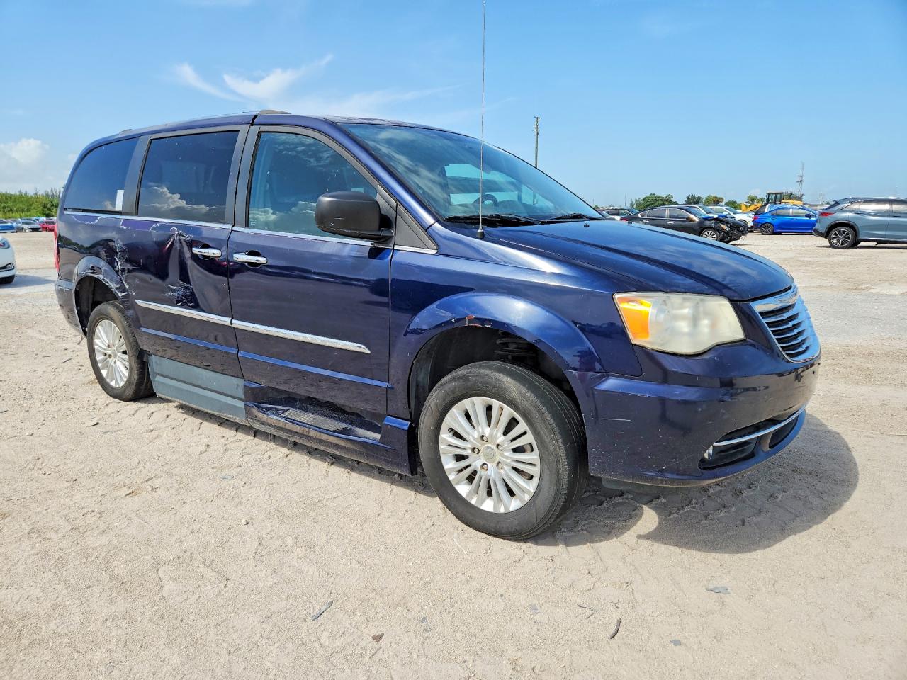 2013 Chrysler Town & Country Limited Blue vin: 2C4RC1GG6DR543985