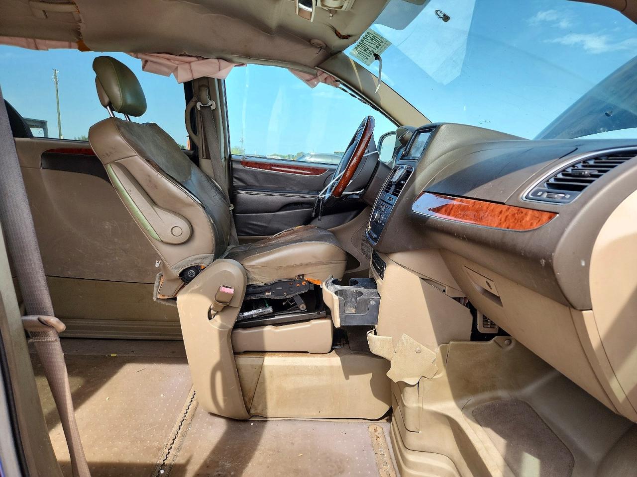 2013 Chrysler Town & Country Limited Blue vin: 2C4RC1GG6DR543985