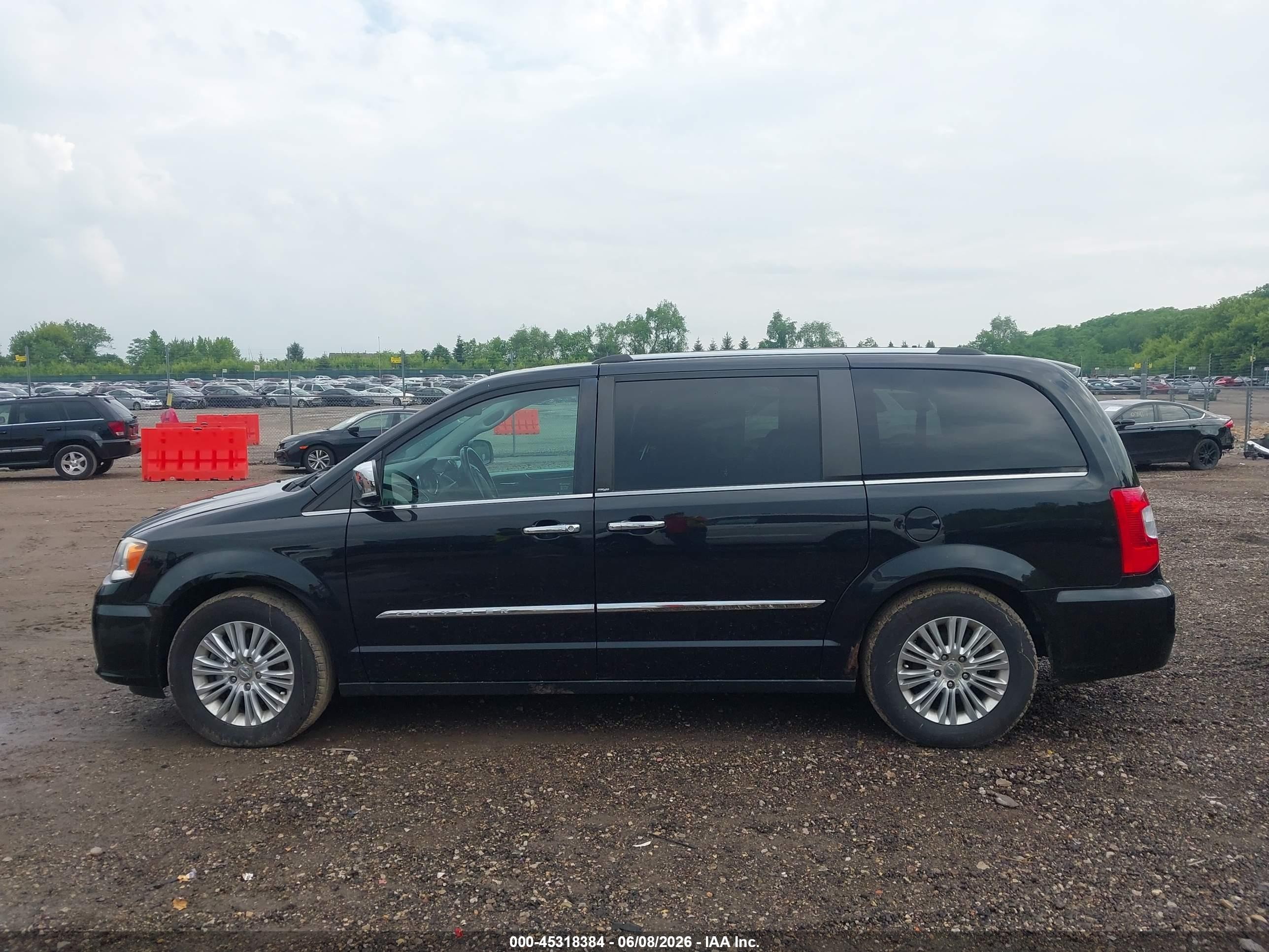 2014 Chrysler Town & Country Limited Black vin: 2C4RC1GG6ER183148
