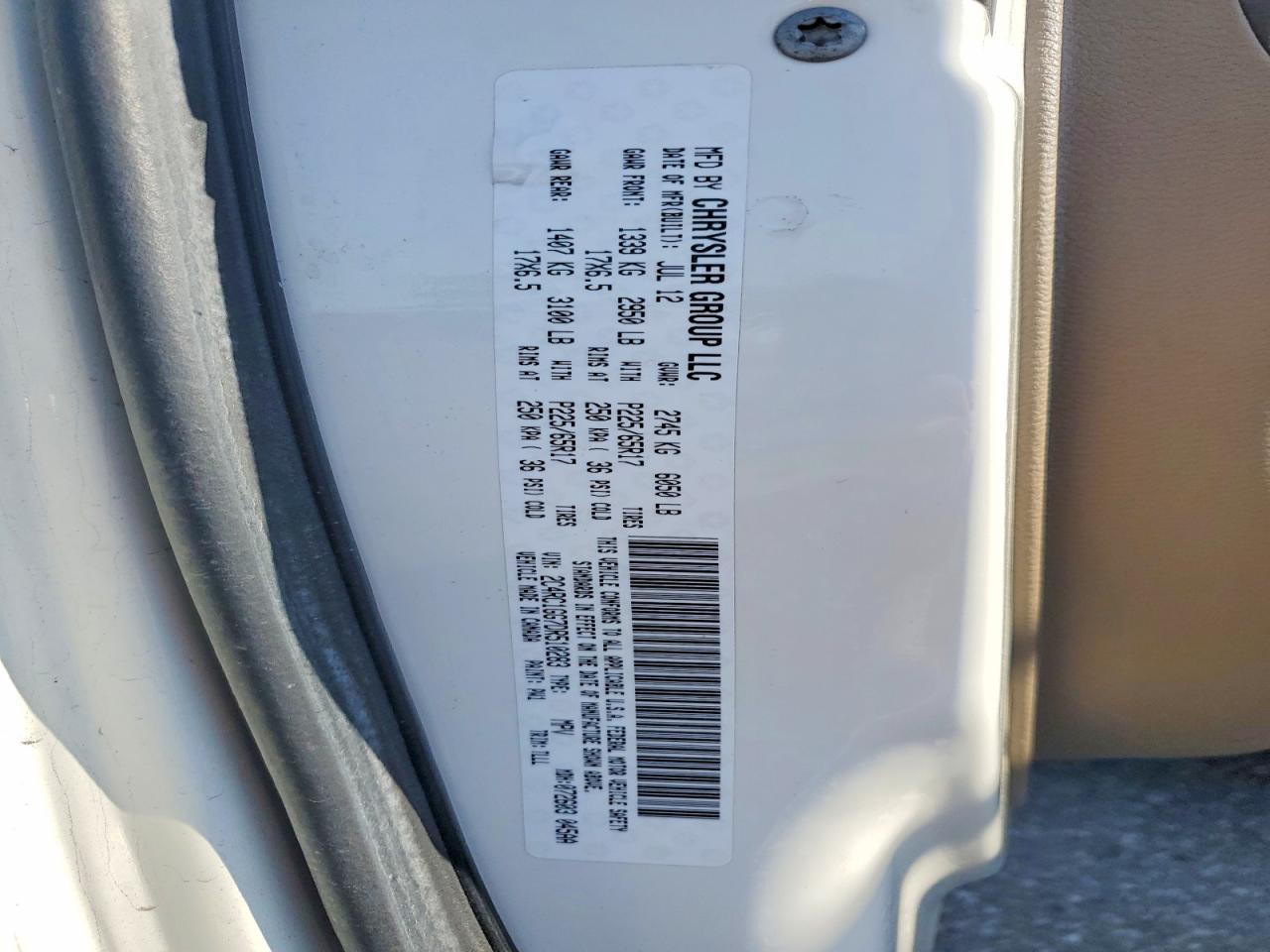 2013 Chrysler Town & Country Limited White vin: 2C4RC1GG7DR510283