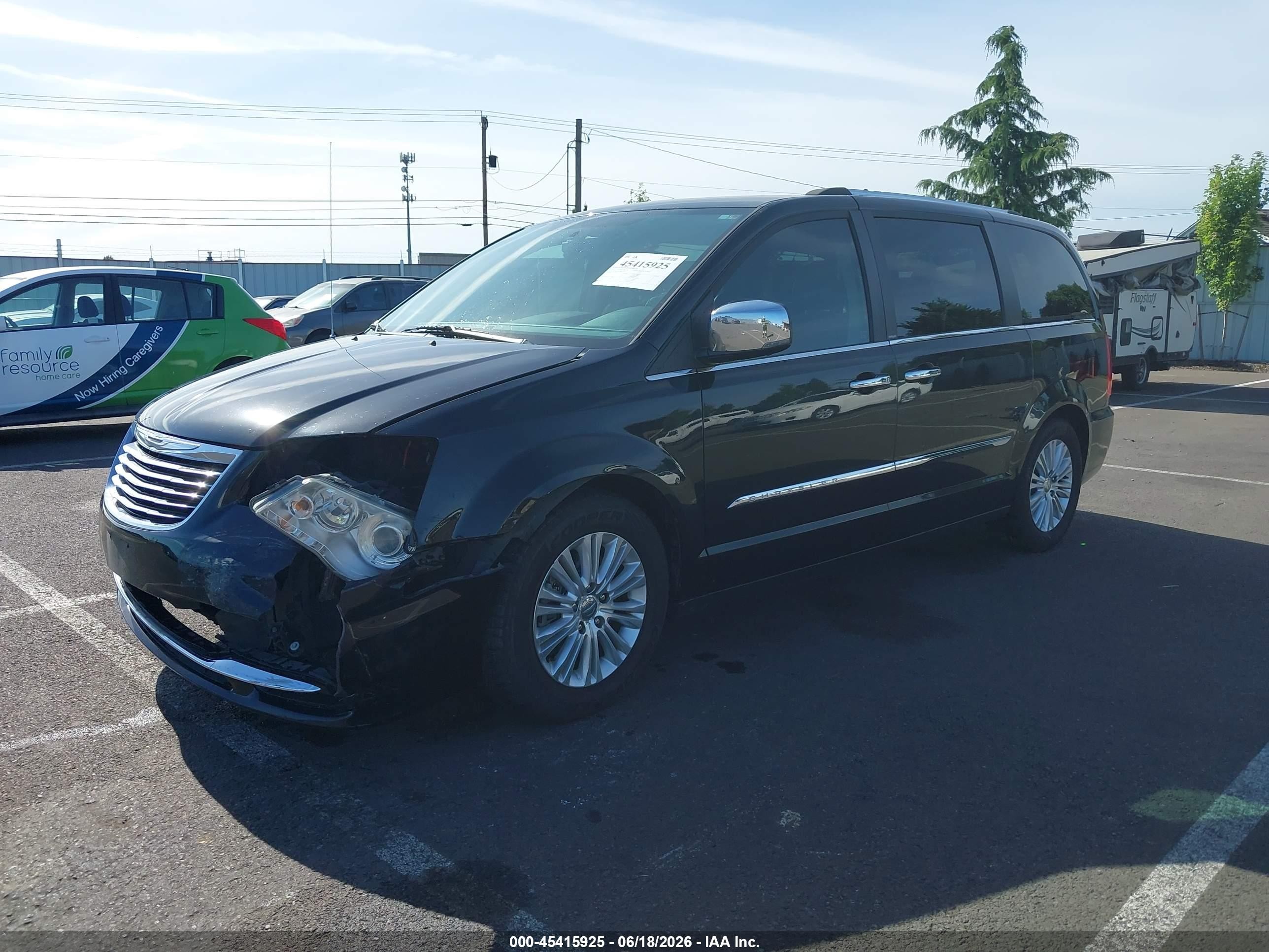 2013 Chrysler Town & Country Limited Black vin: 2C4RC1GG7DR777150