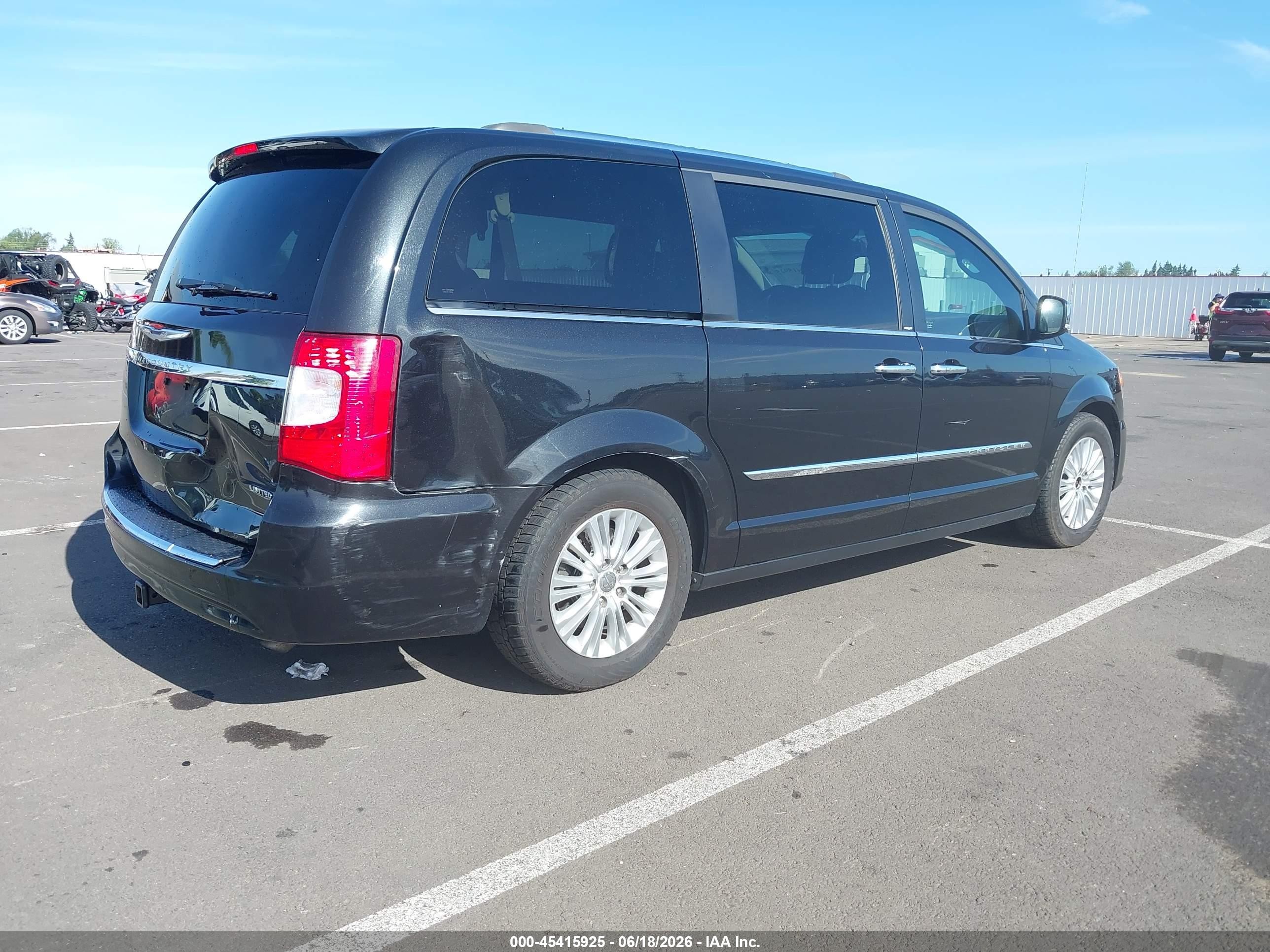2013 Chrysler Town & Country Limited Black vin: 2C4RC1GG7DR777150