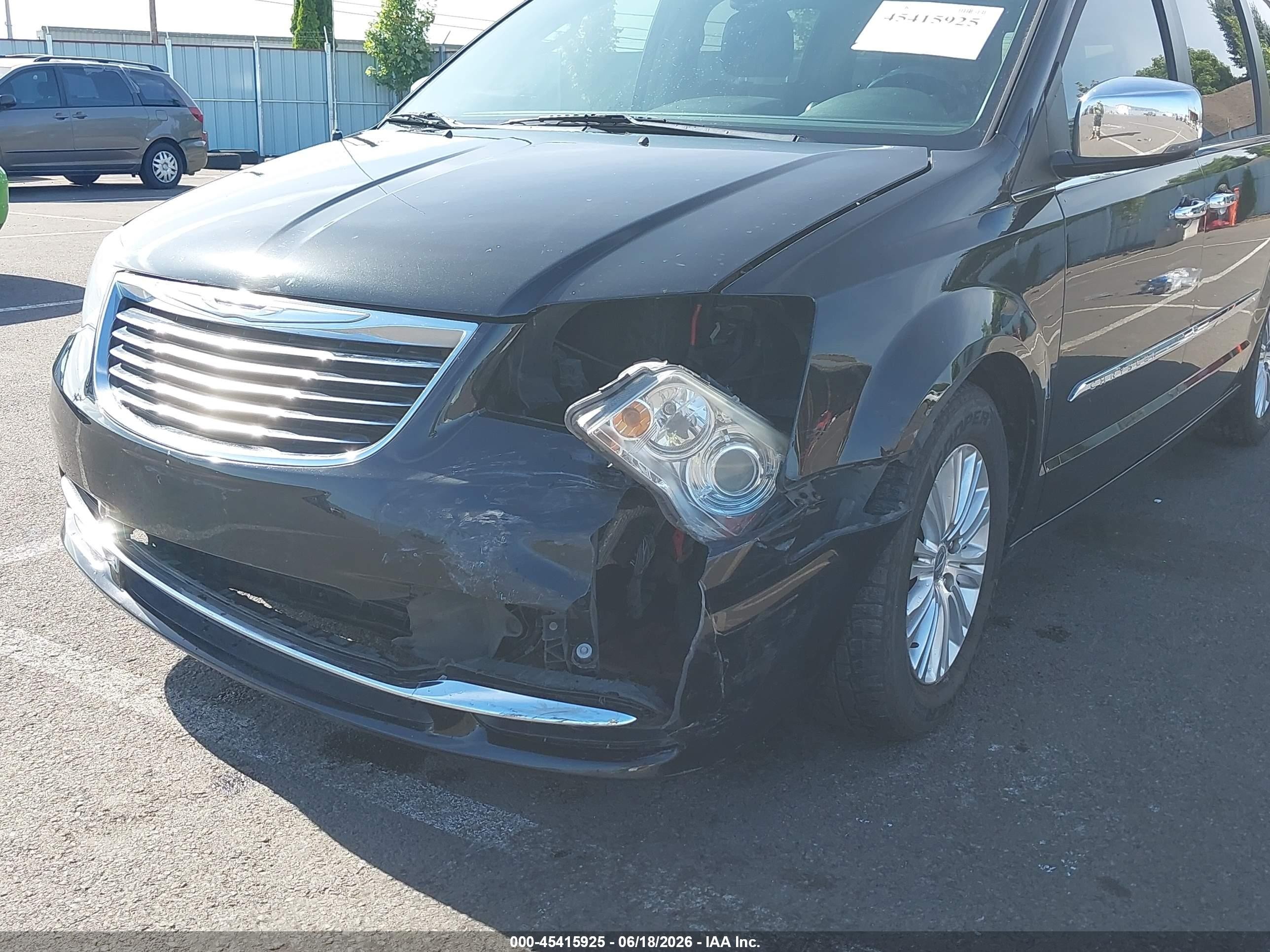 2013 Chrysler Town & Country Limited Black vin: 2C4RC1GG7DR777150