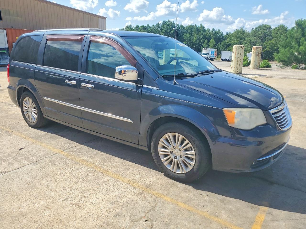 2013 Chrysler Town & Country Limited Black vin: 2C4RC1GG7DR777438