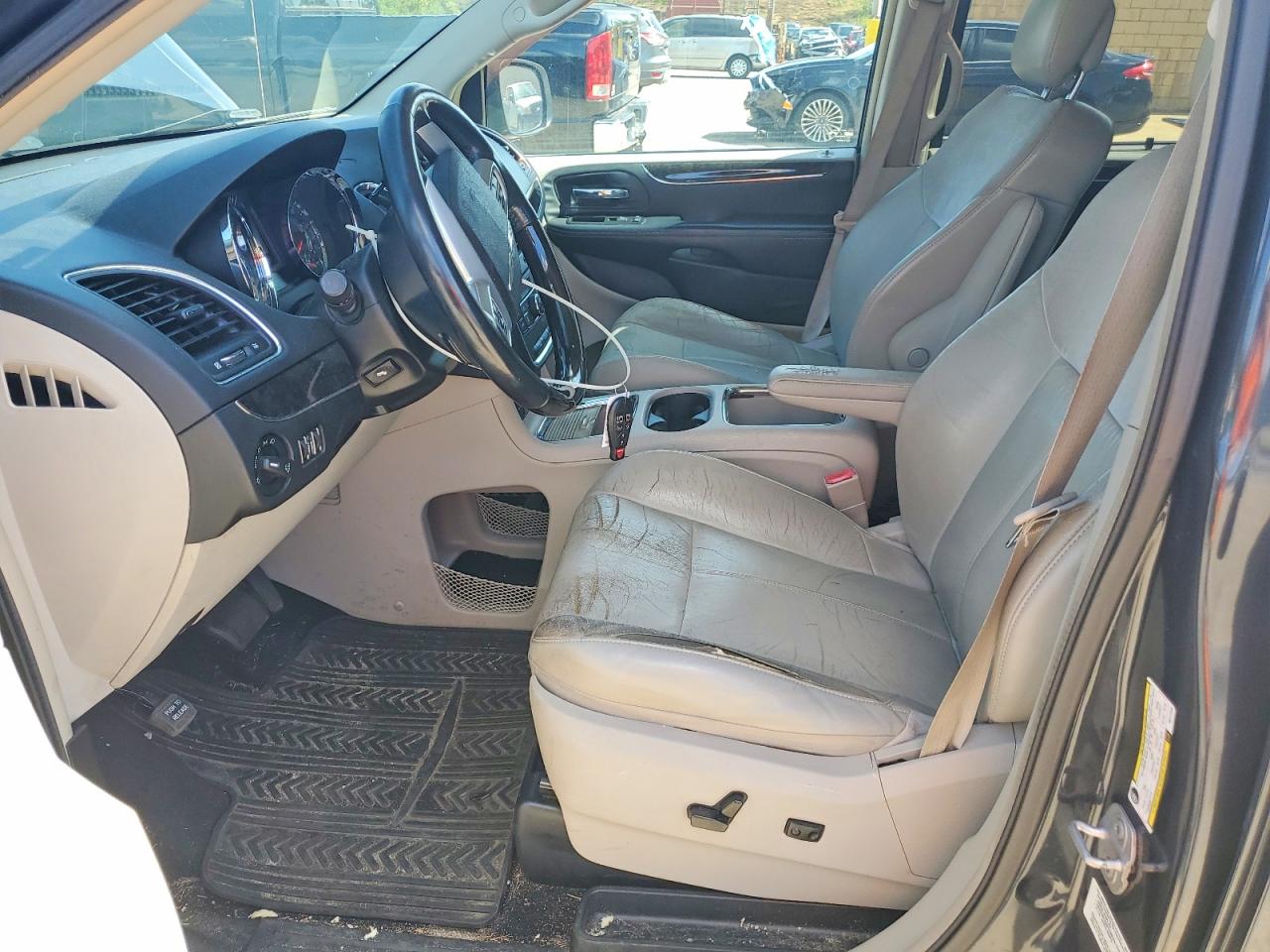 2013 Chrysler Town & Country Limited Black vin: 2C4RC1GG7DR777438
