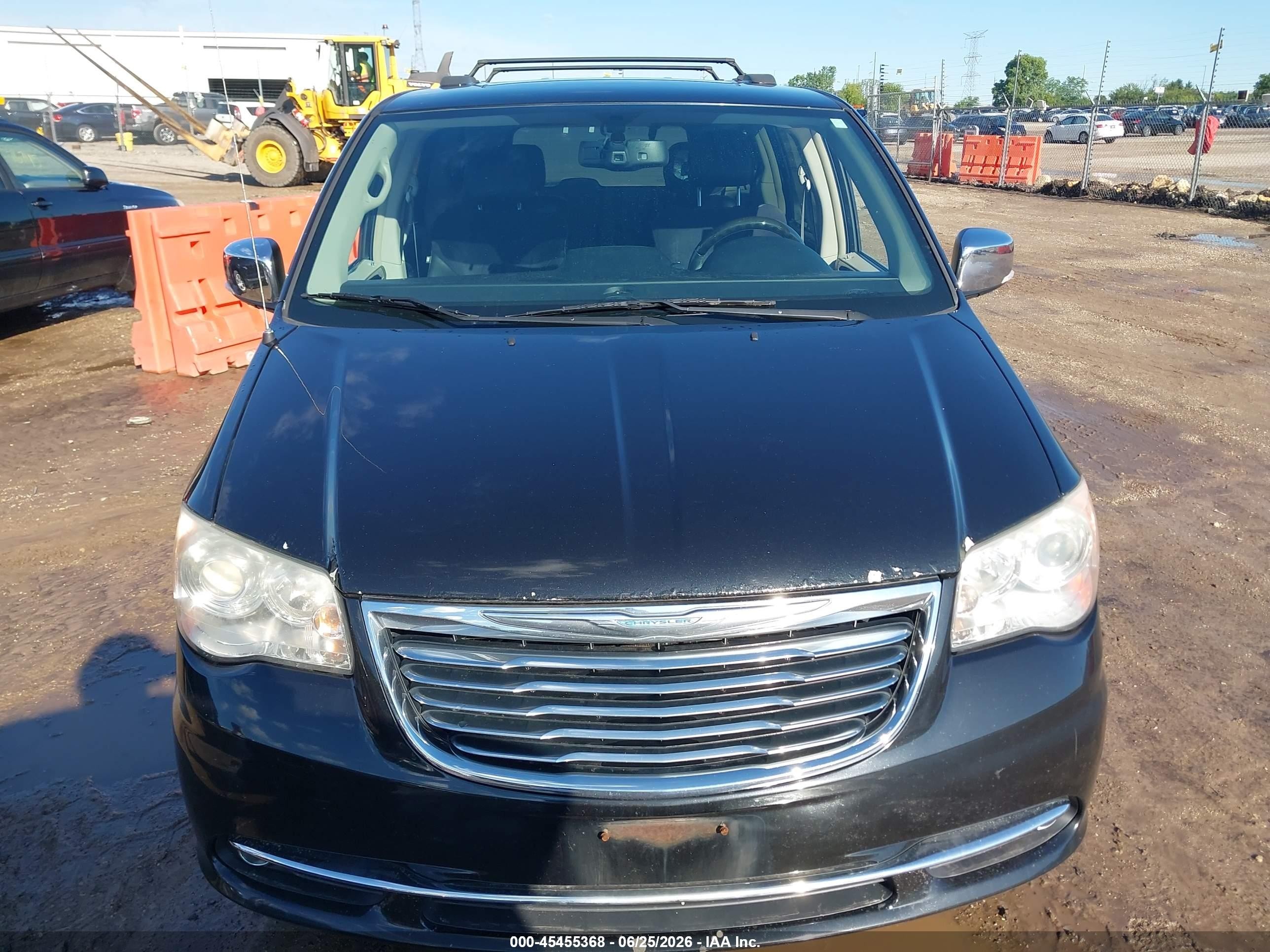 2013 Chrysler Town & Country Limited Black vin: 2C4RC1GG7DR806033