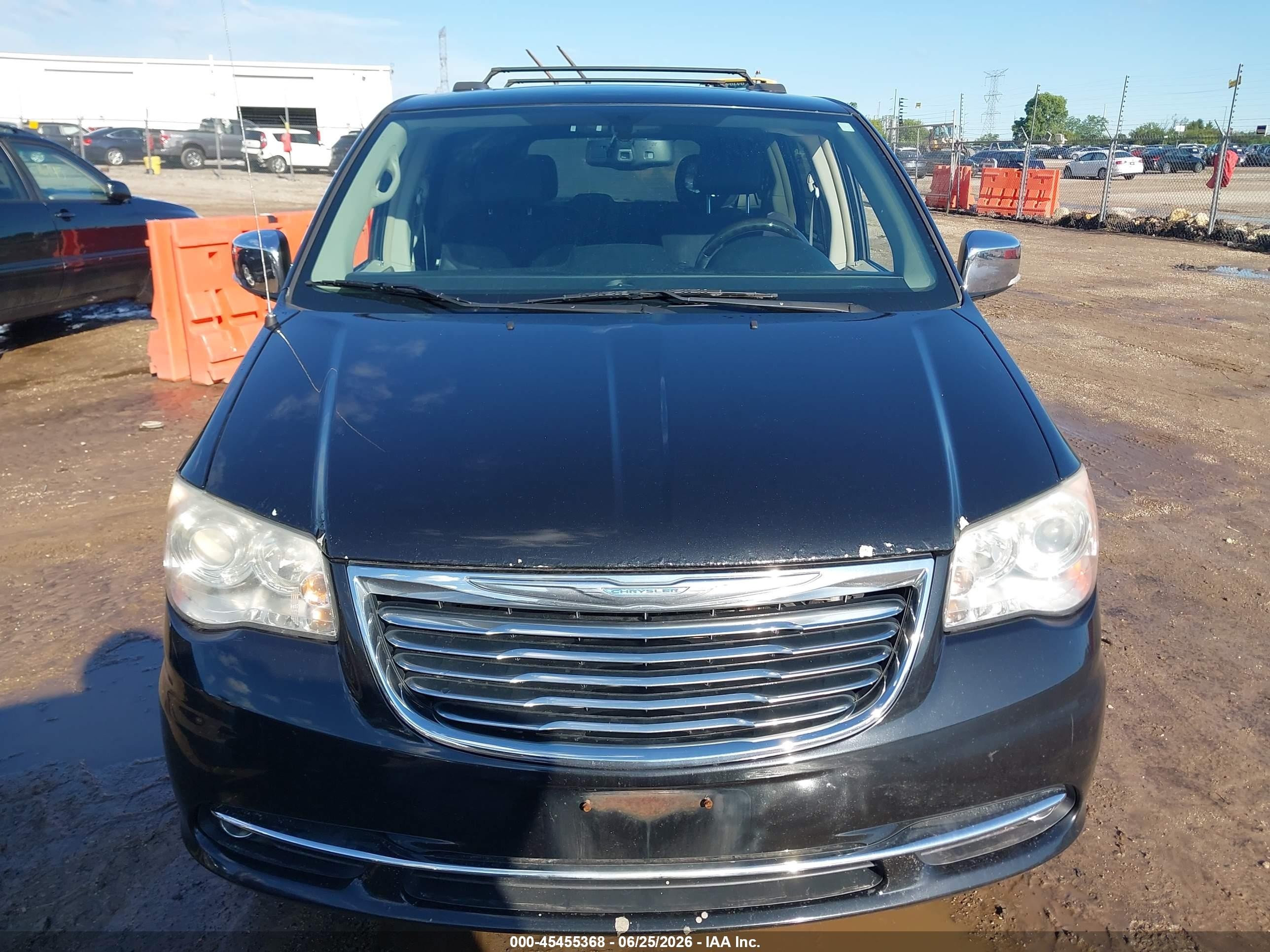 2013 Chrysler Town & Country Limited Black vin: 2C4RC1GG7DR806033