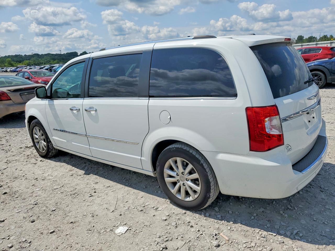 2015 Chrysler Town & Country Limited Platinum Белый vin: 2C4RC1GG7FR752879