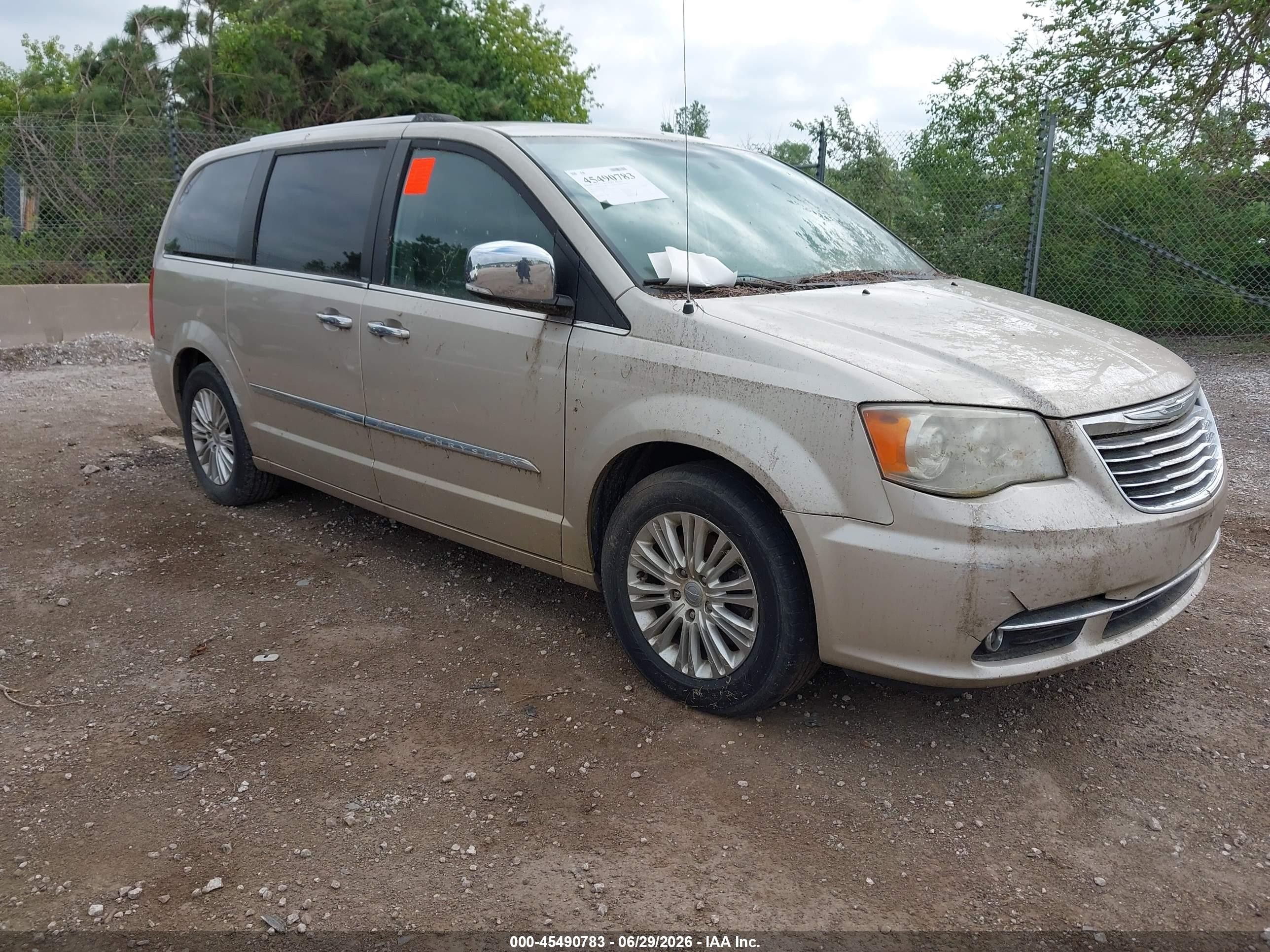 2012 Chrysler Town & Country Limited Gold vin: 2C4RC1GG9CR237250