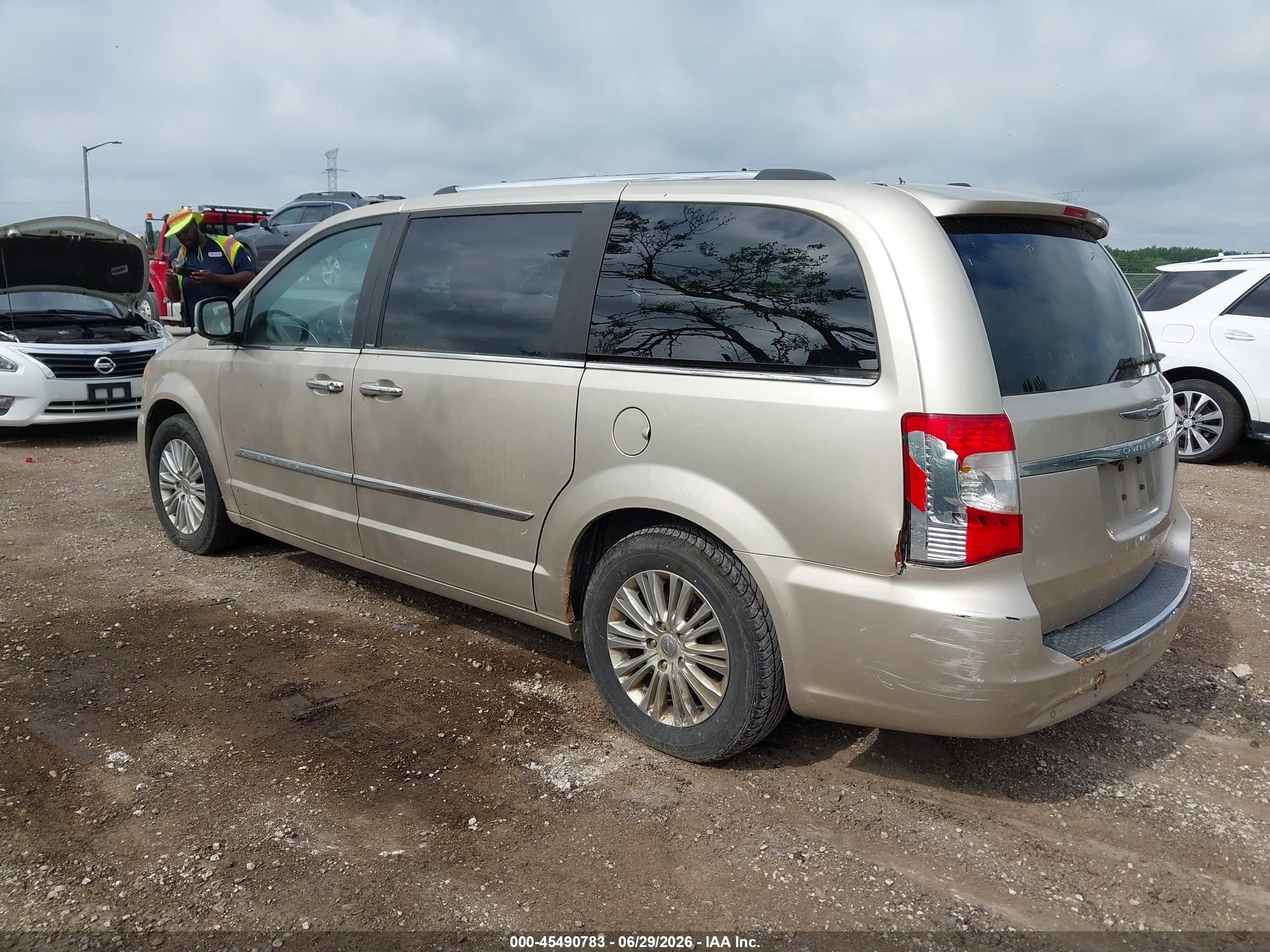 2012 Chrysler Town & Country Limited Gold vin: 2C4RC1GG9CR237250