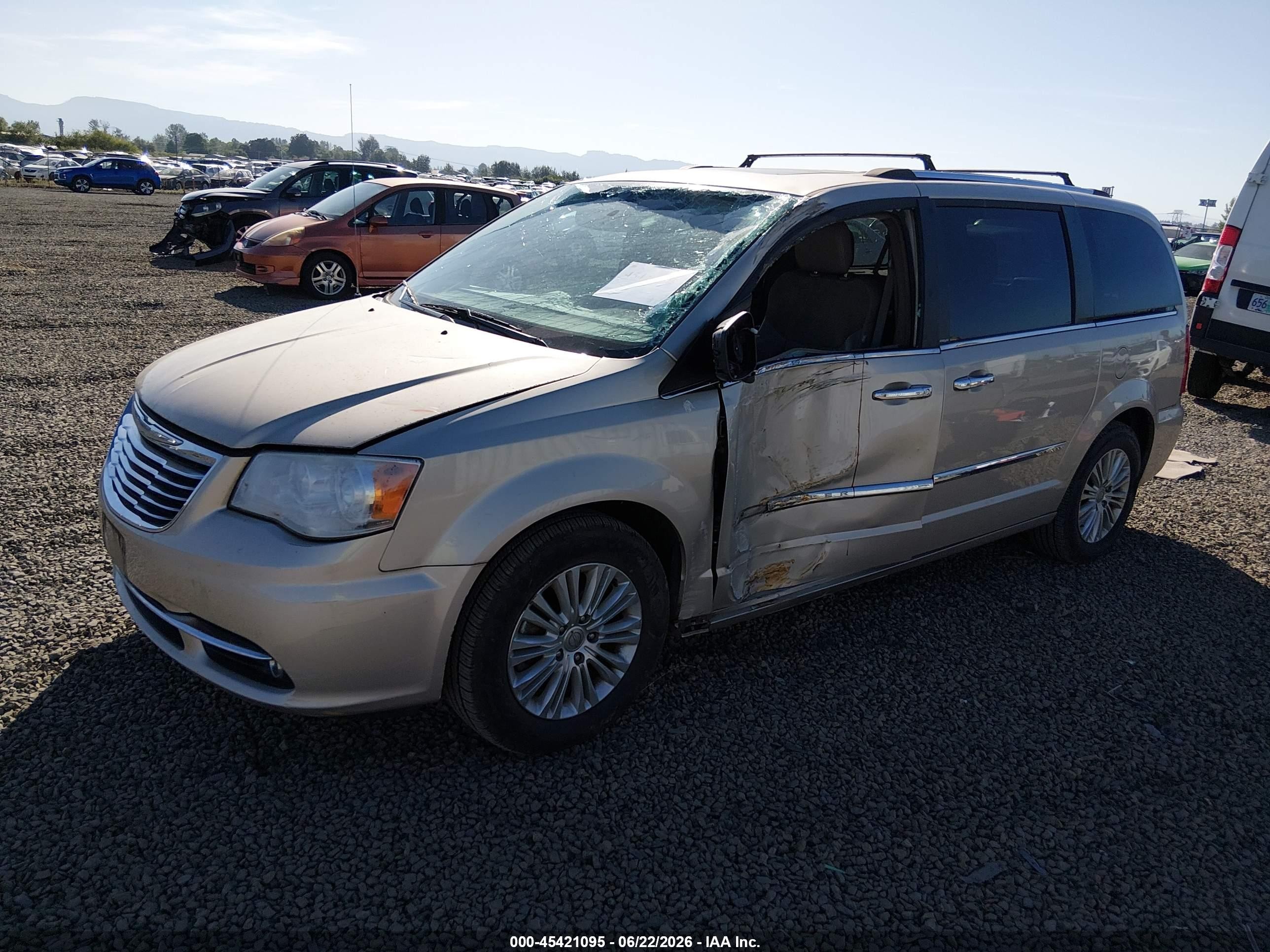 2012 Chrysler Town & Country Limited Gold vin: 2C4RC1GG9CR270930