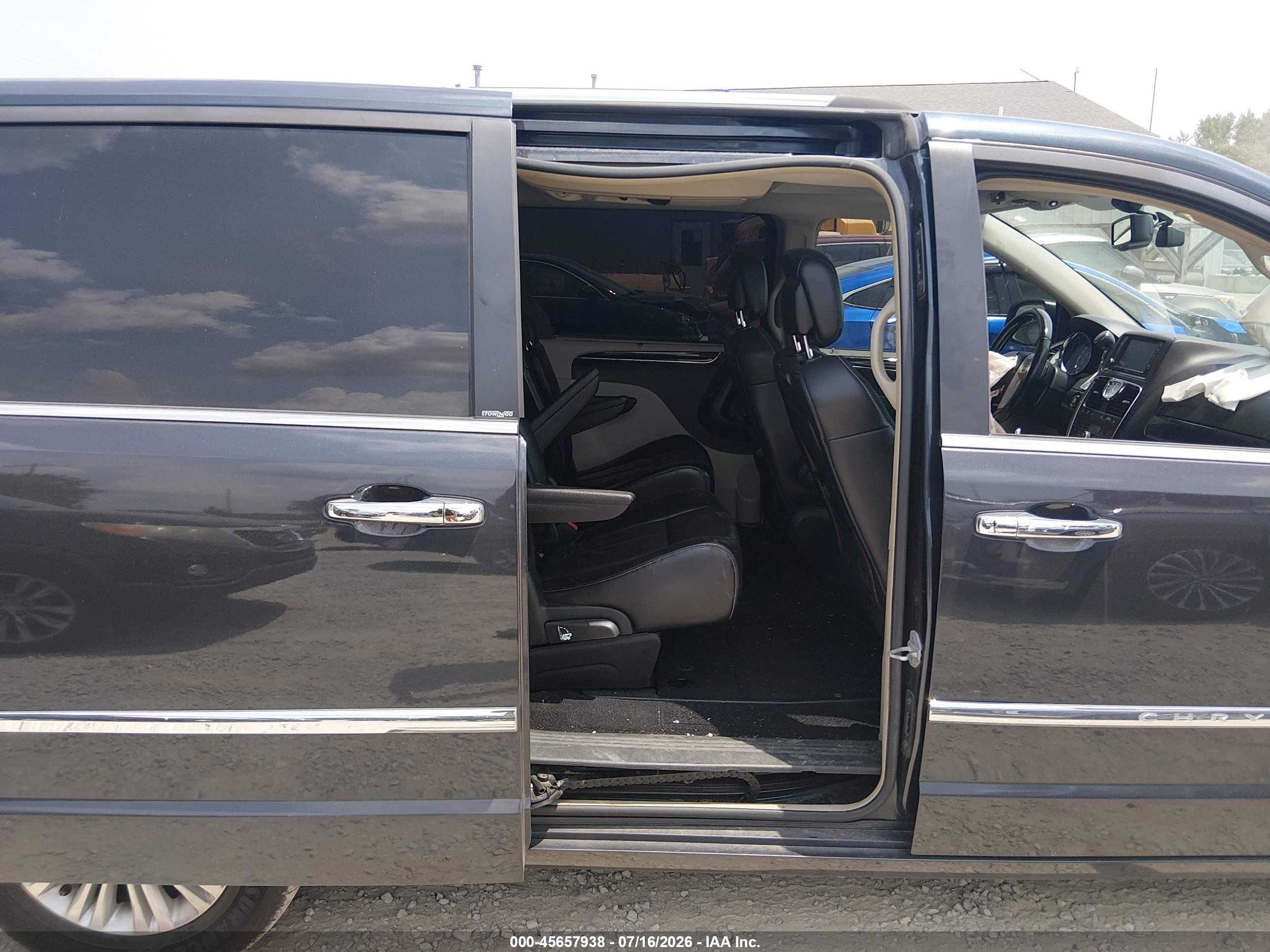 2014 Chrysler Town & Country Limited Black vin: 2C4RC1GG9ER169003