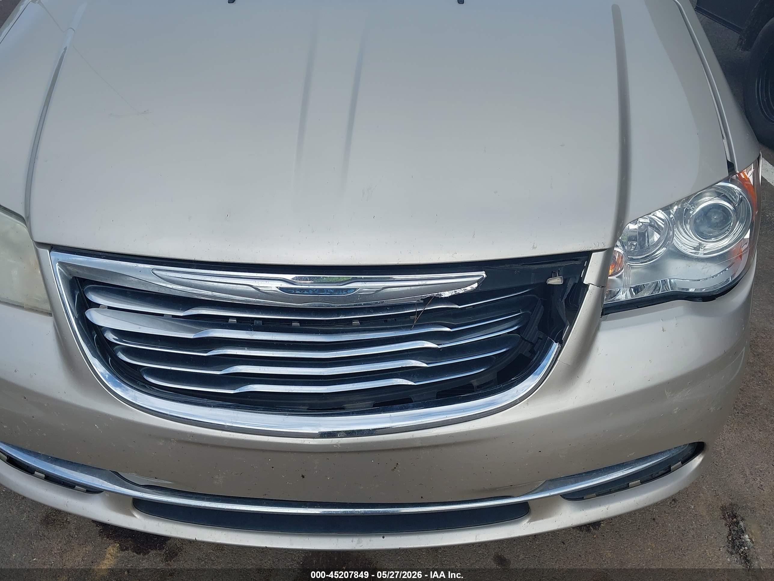 2014 Chrysler Town & Country Limited Beige vin: 2C4RC1GG9ER204218