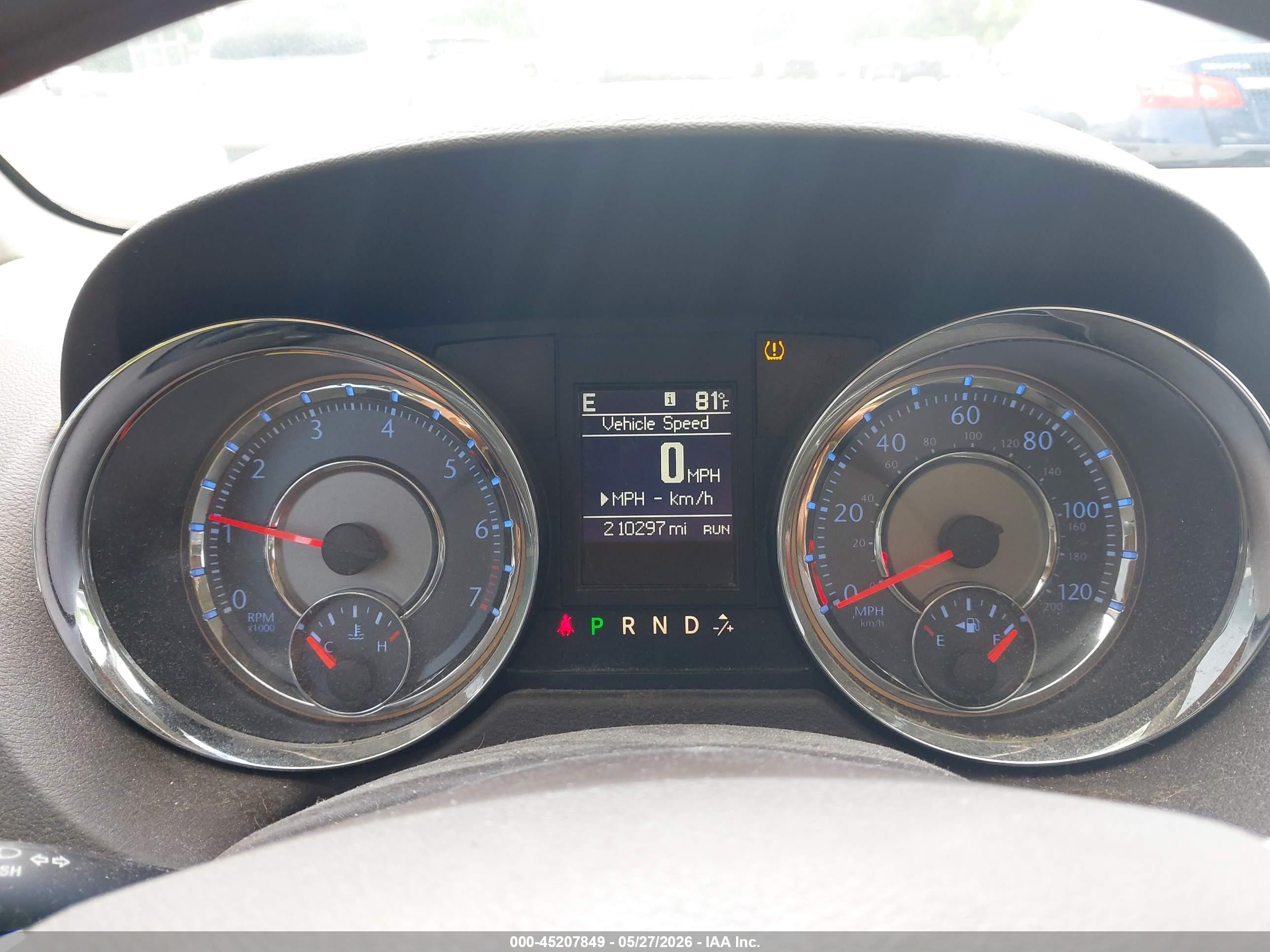 2014 Chrysler Town & Country Limited Beige vin: 2C4RC1GG9ER204218