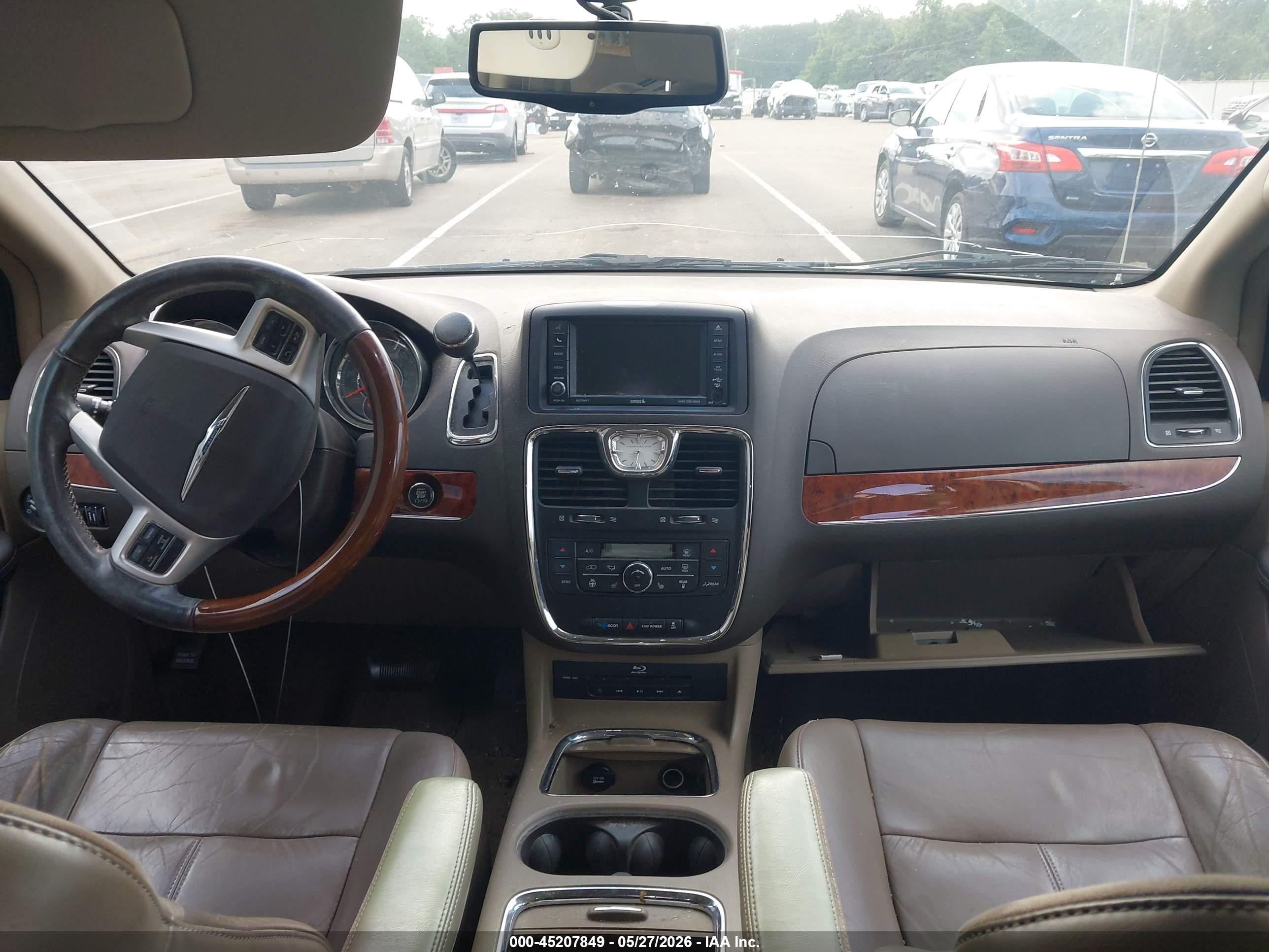 2014 Chrysler Town & Country Limited Beige vin: 2C4RC1GG9ER204218