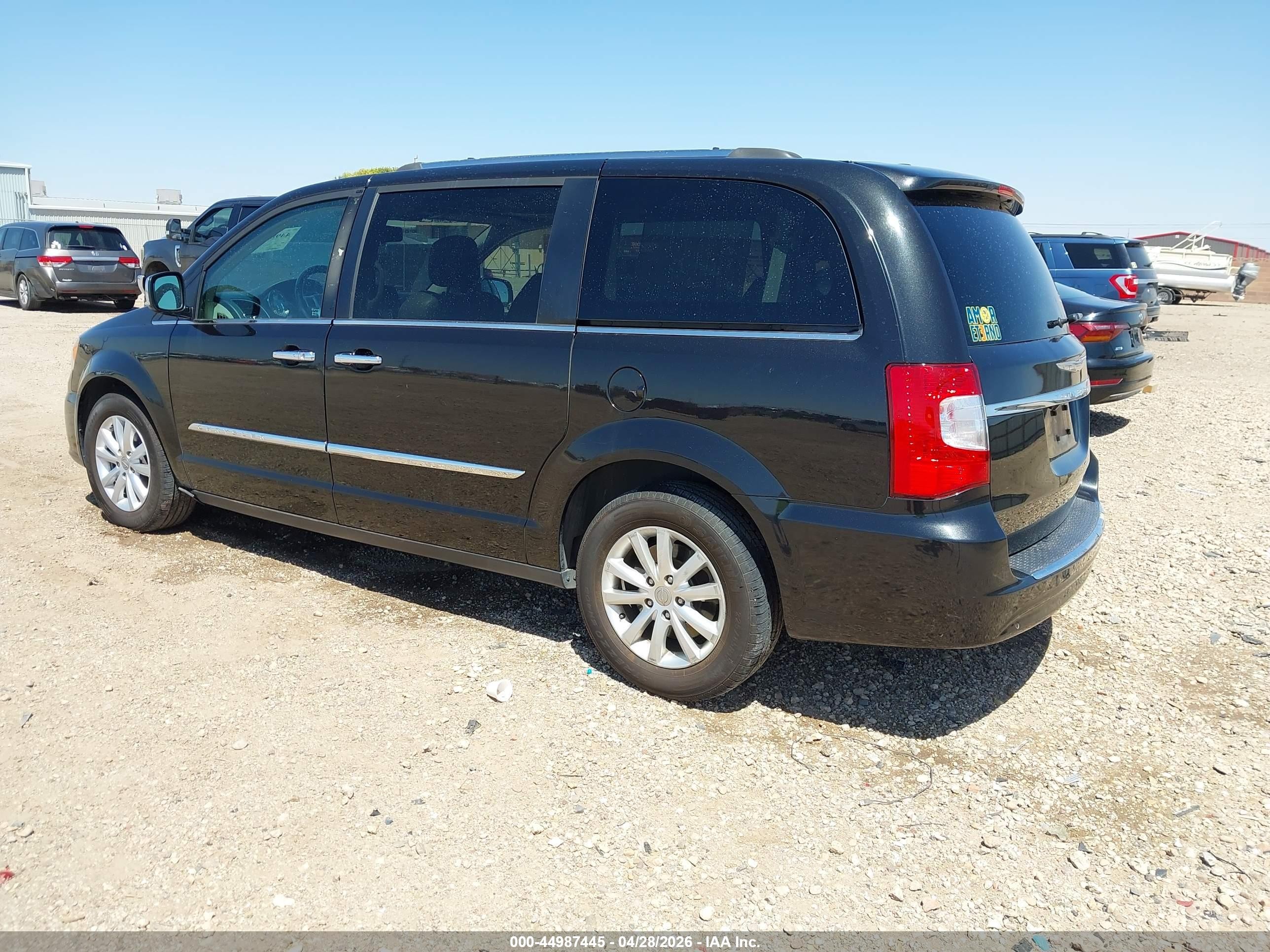 2015 Chrysler Town & Country Limited Platinum Black vin: 2C4RC1GG9FR731399