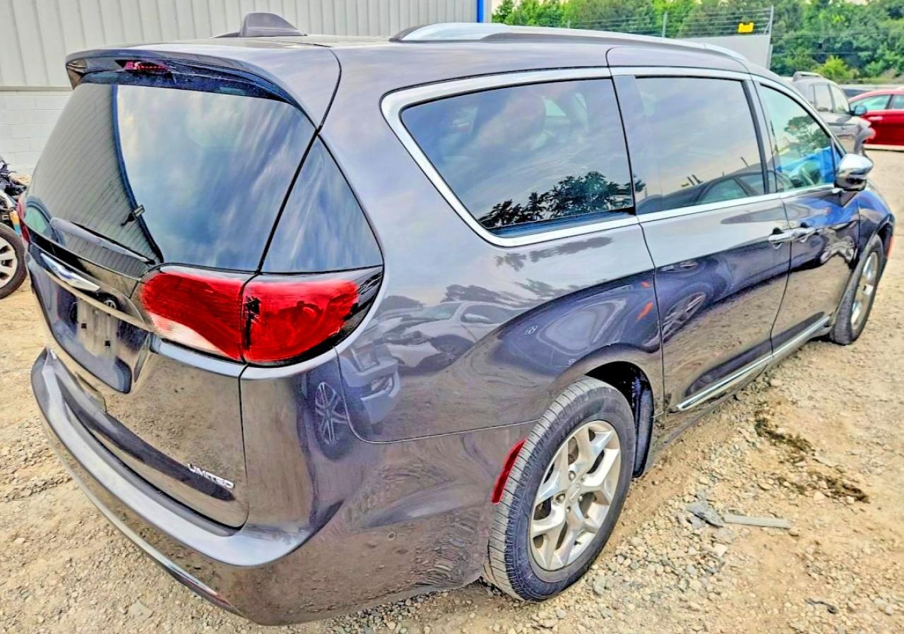 2019 Chrysler Pacifica Limited Gray vin: 2C4RC1GG9KR751713
